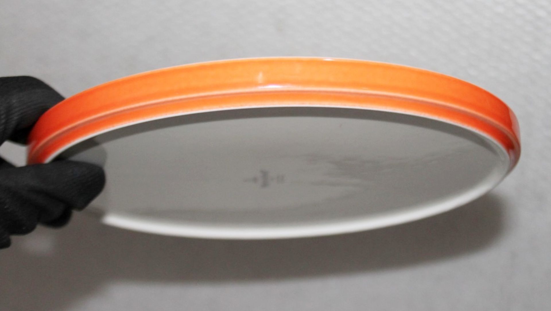 1 x VILLEROY & BOCH Porcelain ø24cm Universial Plate With An Orange Band - Unboxed Stock - Ref: - Image 2 of 5