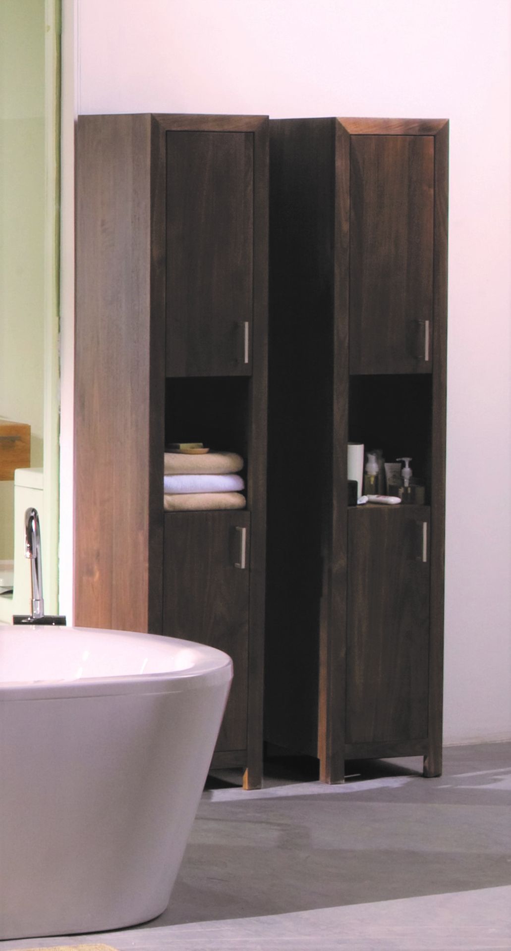 1 x Stonearth Freestanding Tallboy Bathroom Storage Cabinet - American Solid Walnut - RRP £996! - Image 8 of 14