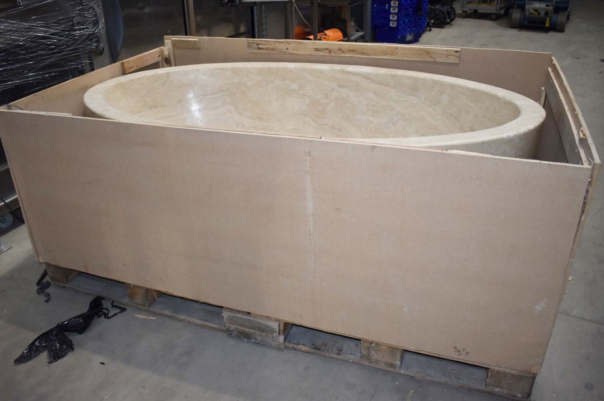 1 x Stonearth Luxury Grand Travertine Bath - Made From a Solid Piece of Stone - RRP £19,000 - New! - Image 25 of 25