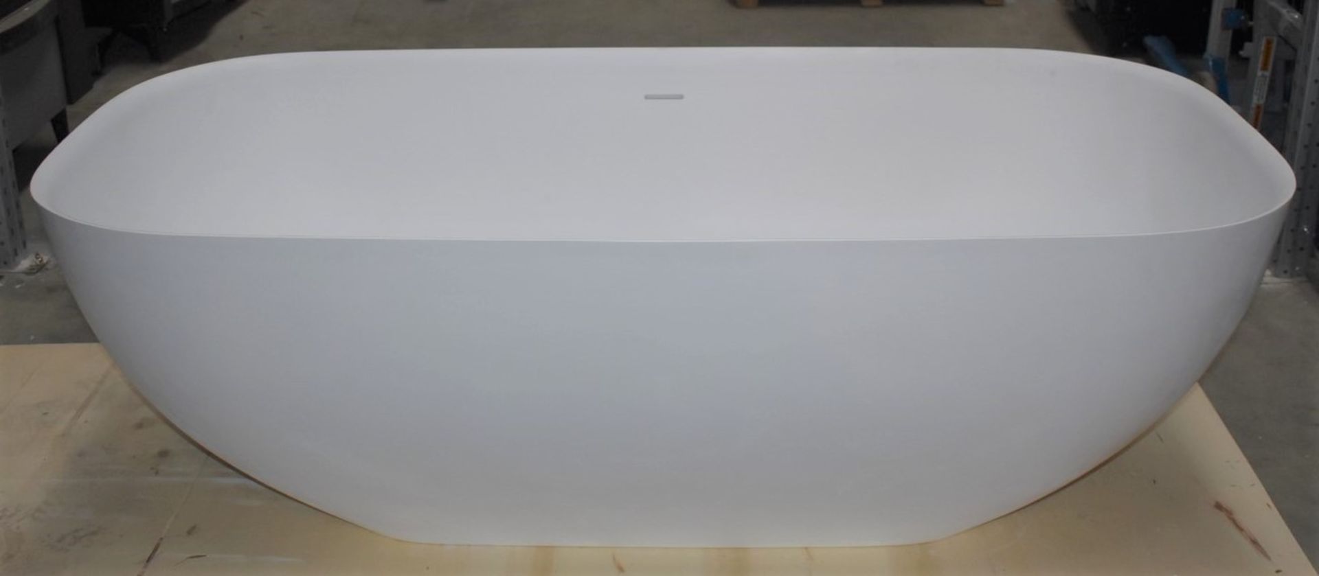 1 x Freestanding Contemporary Double Ended Acrylic Bath Finished in White - Dimensions: - Image 2 of 14