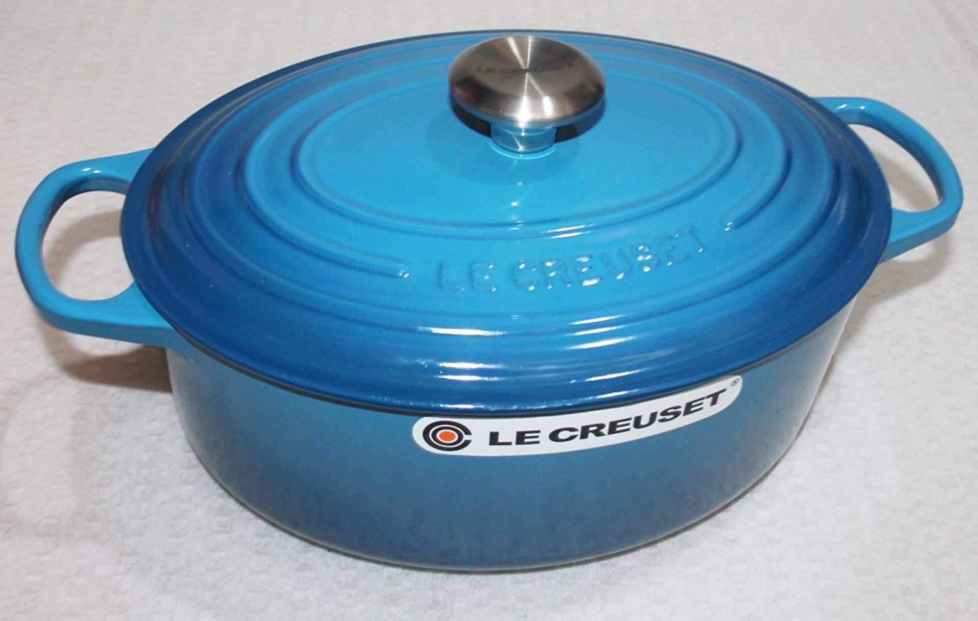 1 x LE CREUSET 'Signature' Enamelled Cast Iron 29cm Oval Casserole Dish In Blue - RRP £295.00 - Image 3 of 9