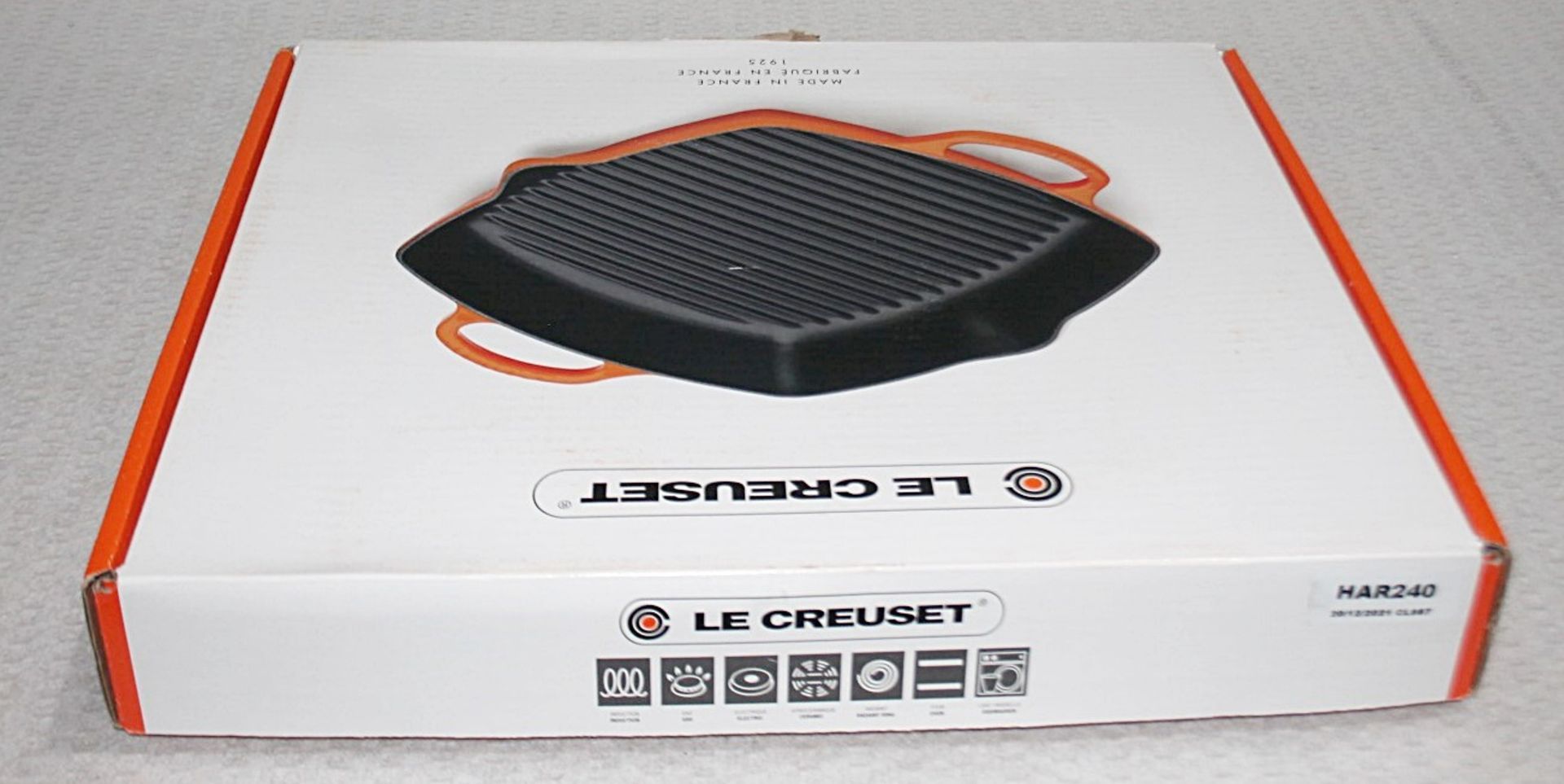 1 x LE CREUSET Square Cast Iron Deep Rectangular Grill In Matt Black (30cm) *Read Condition Report* - Image 3 of 3