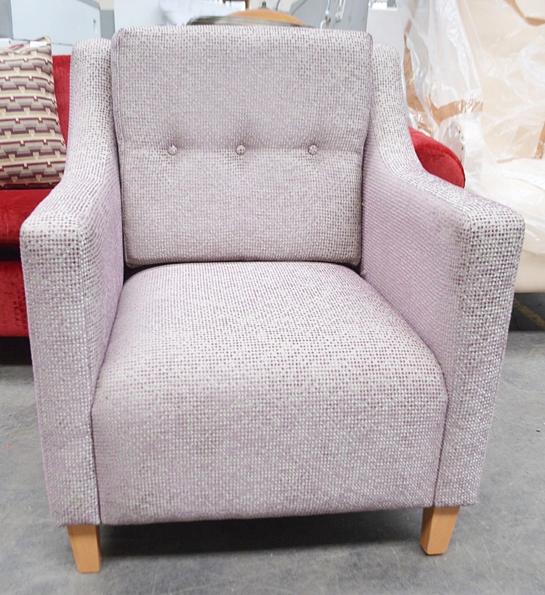 1 x Large Commercial Armchair Upholstered In A Grey & Purple Premium Fabric - Image 3 of 7