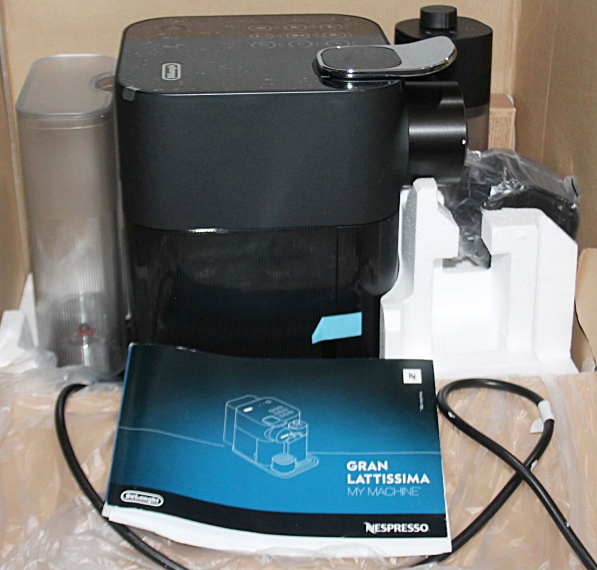 1 x De'Longhi NESPRESSO 'Gran Lattissima' Coffee Machine - Original Price £389.00 - Unused / Boxed - Image 4 of 12