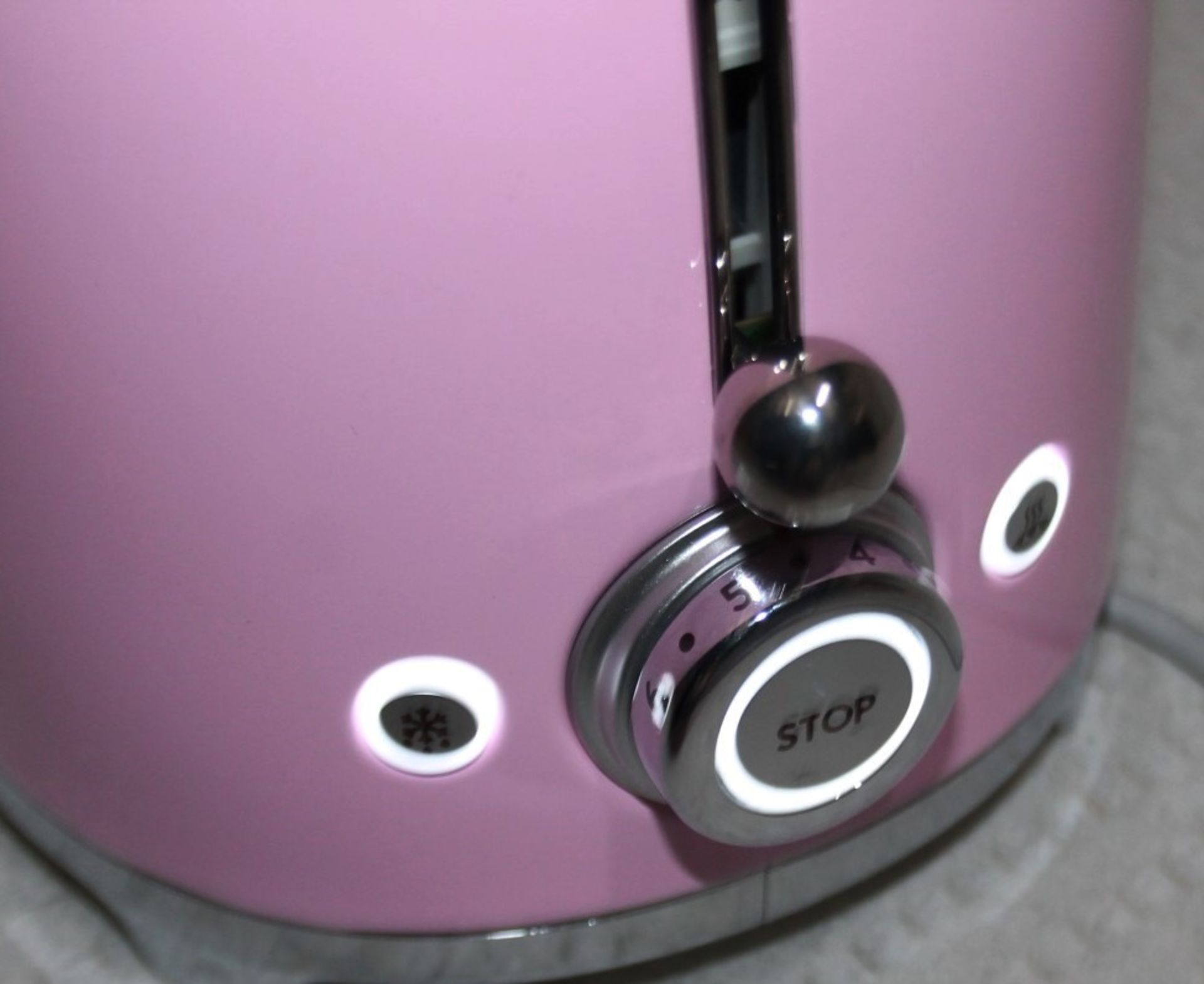 1 x SMEG Retro-Style 2-Slice Toaster In Pink - Original RRP £139.00 - Unused Boxed Stock - Ref: - Image 7 of 14