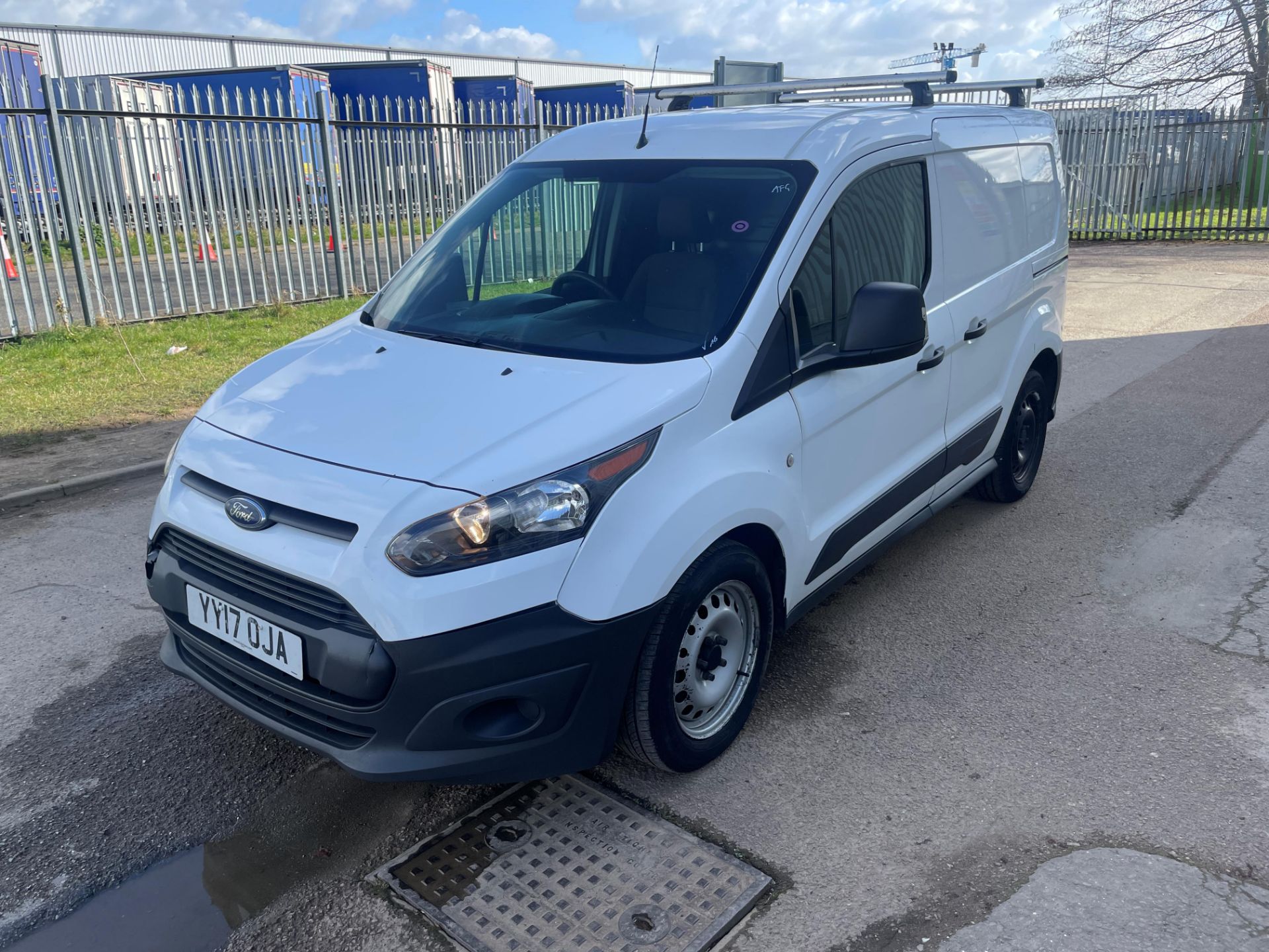 2017 Ford Transit Connect 200 L1 DIESEL 1.5 TDCi 75ps Van - Image 2 of 14