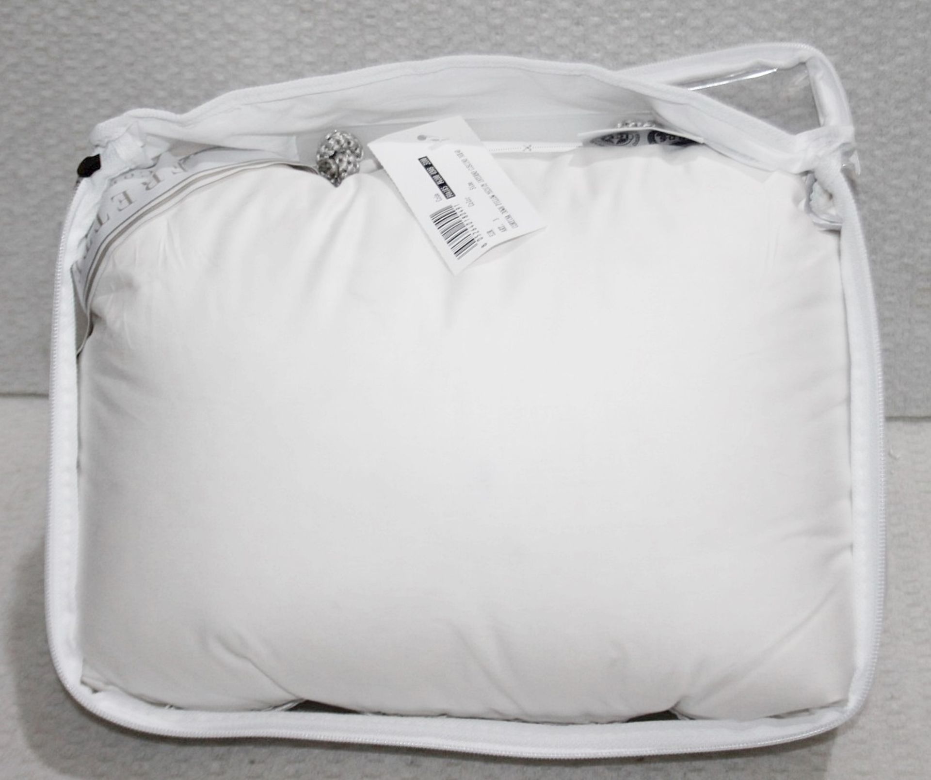 1 x FRETTE 'Cortina' Medium Down Boudoir Pillow (30cm x 40cm) - Original Price £170.00 - Image 3 of 10