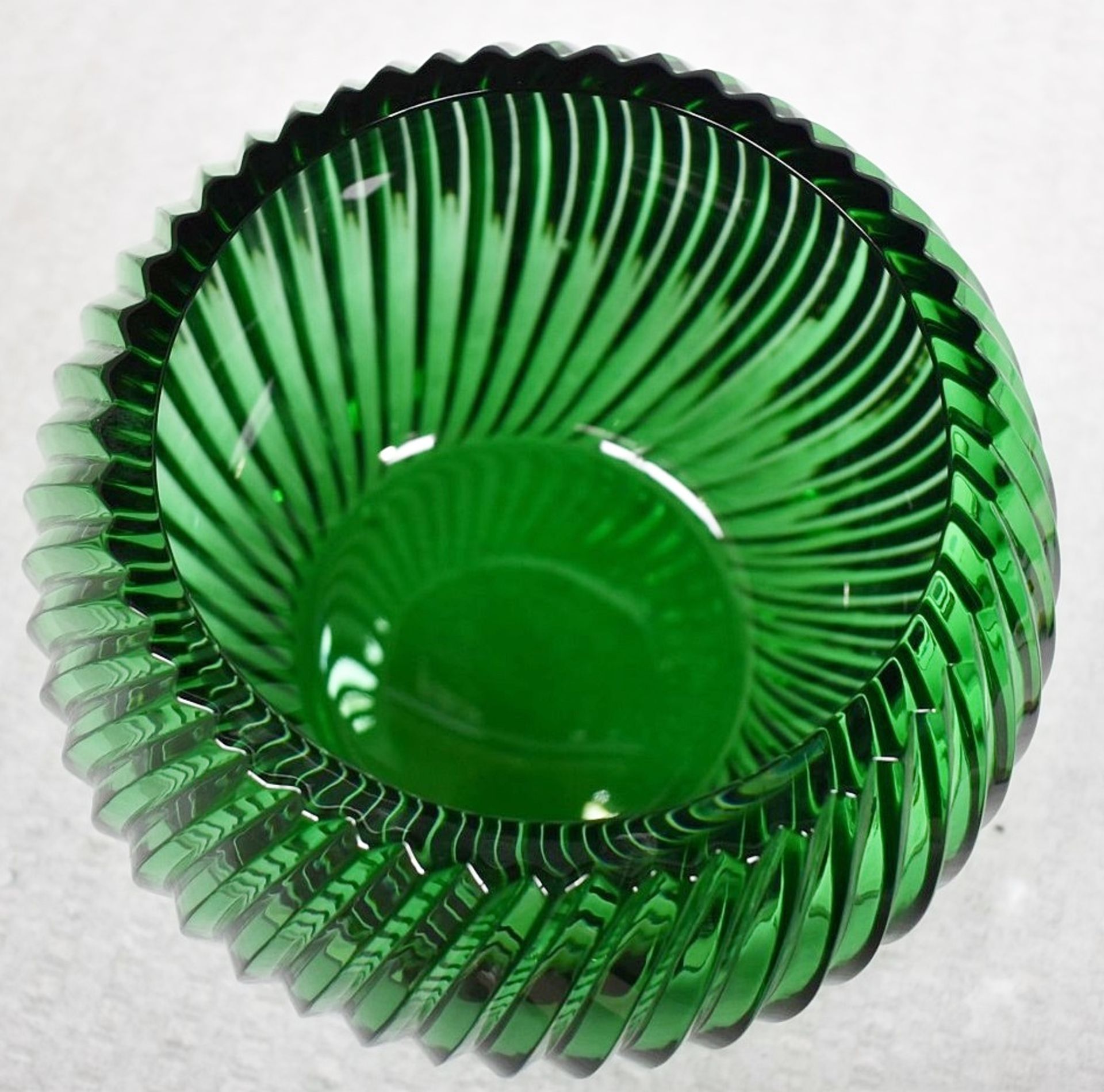 1 x BALDI 'Home Jewels' Italian Hand-crafted Artisan Crystal Bowl In Green - Dimensions: Height 15cm - Image 2 of 4