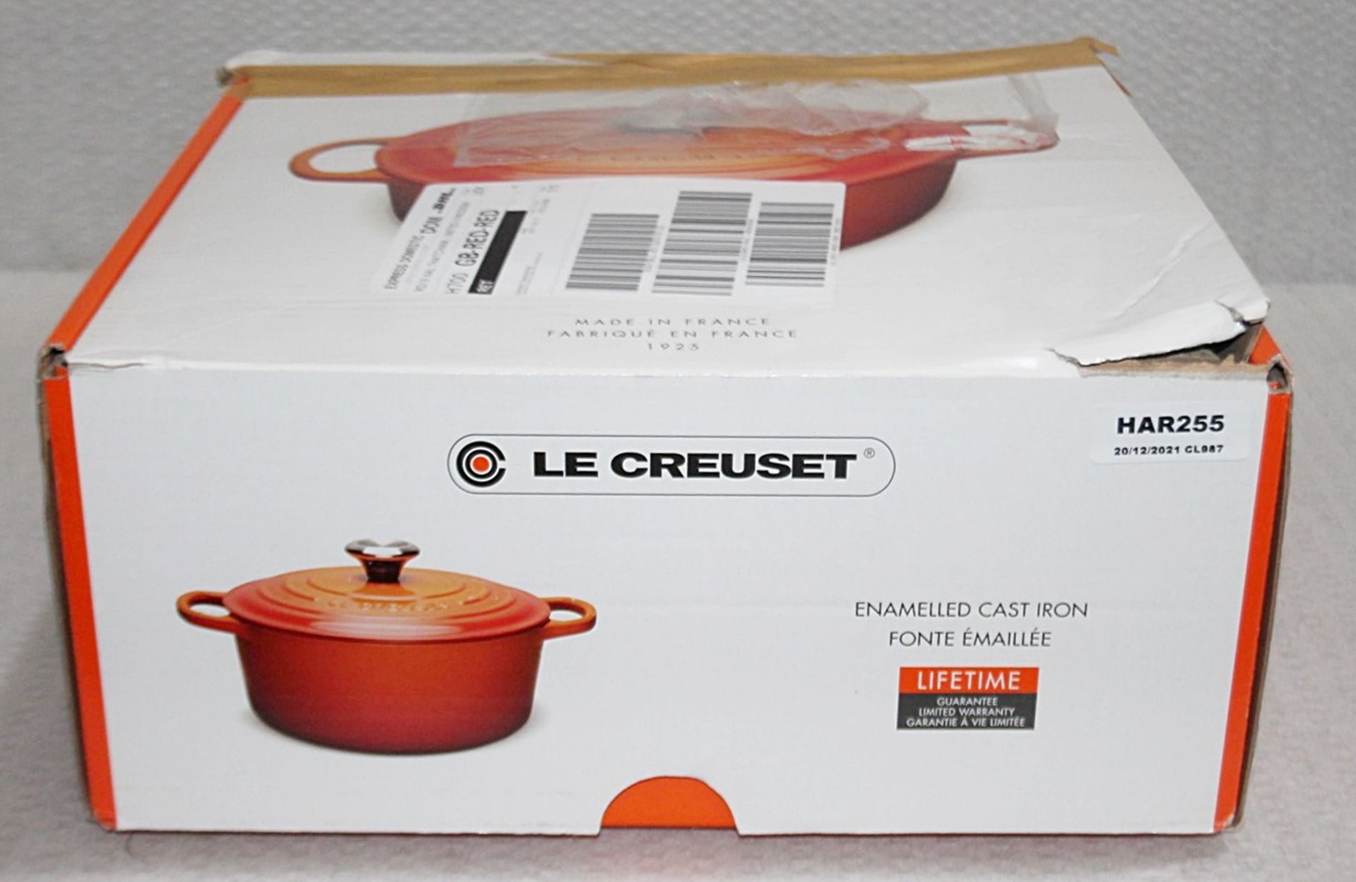 1 x LE CREUSET 'Signature' Enamelled Cast Iron 30cm Round Casserole Dish With Lid - RRP £260.00 - Image 6 of 8