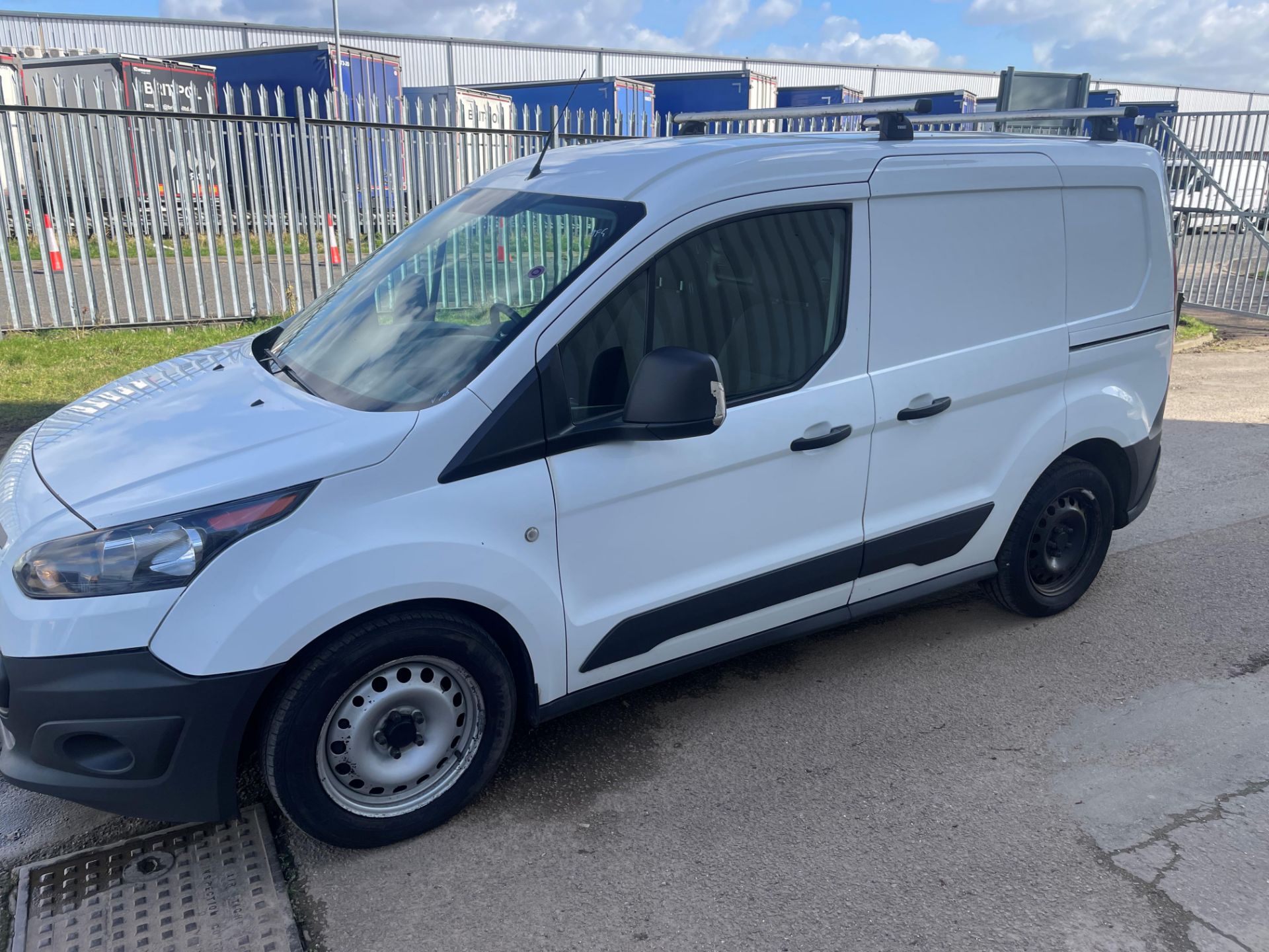 2017 Ford Transit Connect 200 L1 DIESEL 1.5 TDCi 75ps Van - Image 3 of 14