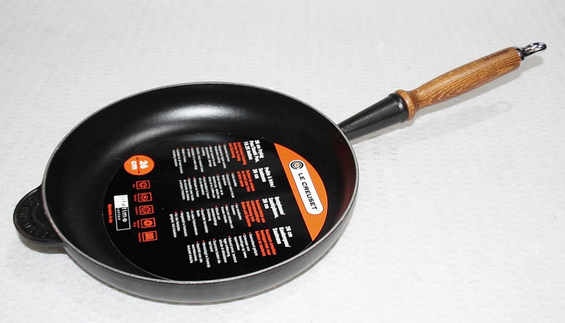 1 x LE CREUSET Satin Black Wooden Handle Frying Pan (26cm) - Original Price £170.00 - Boxed Stock - Image 2 of 9