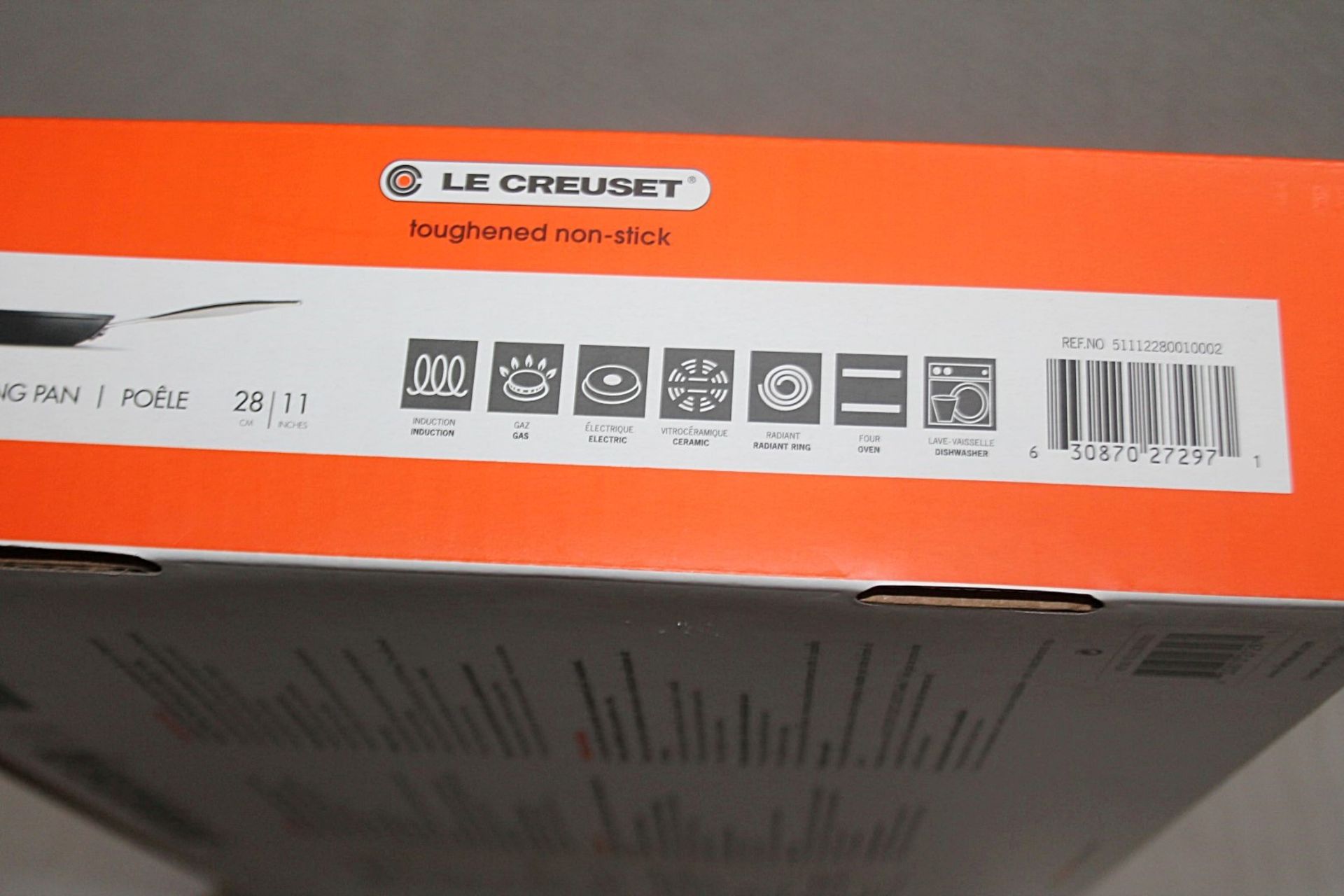 1 x LE CREUSET Shallow Frying Pan (28cm) - Original Price £130.00 - Unused Boxed Stock - Image 5 of 9