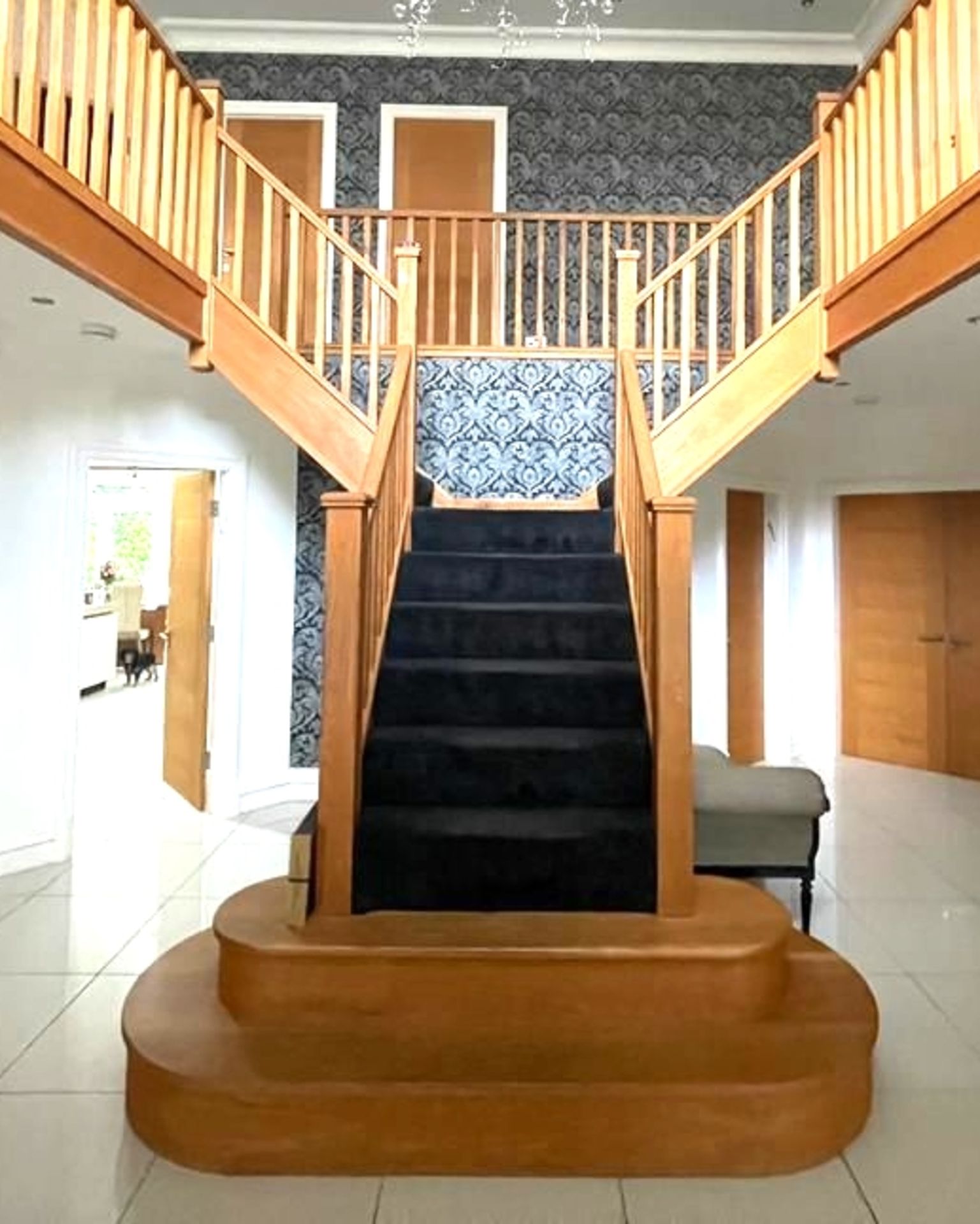 Solid Oak Staircase and Landing Accessories Including Spindles, Posts and Handrails - Approx 140 - Image 3 of 5
