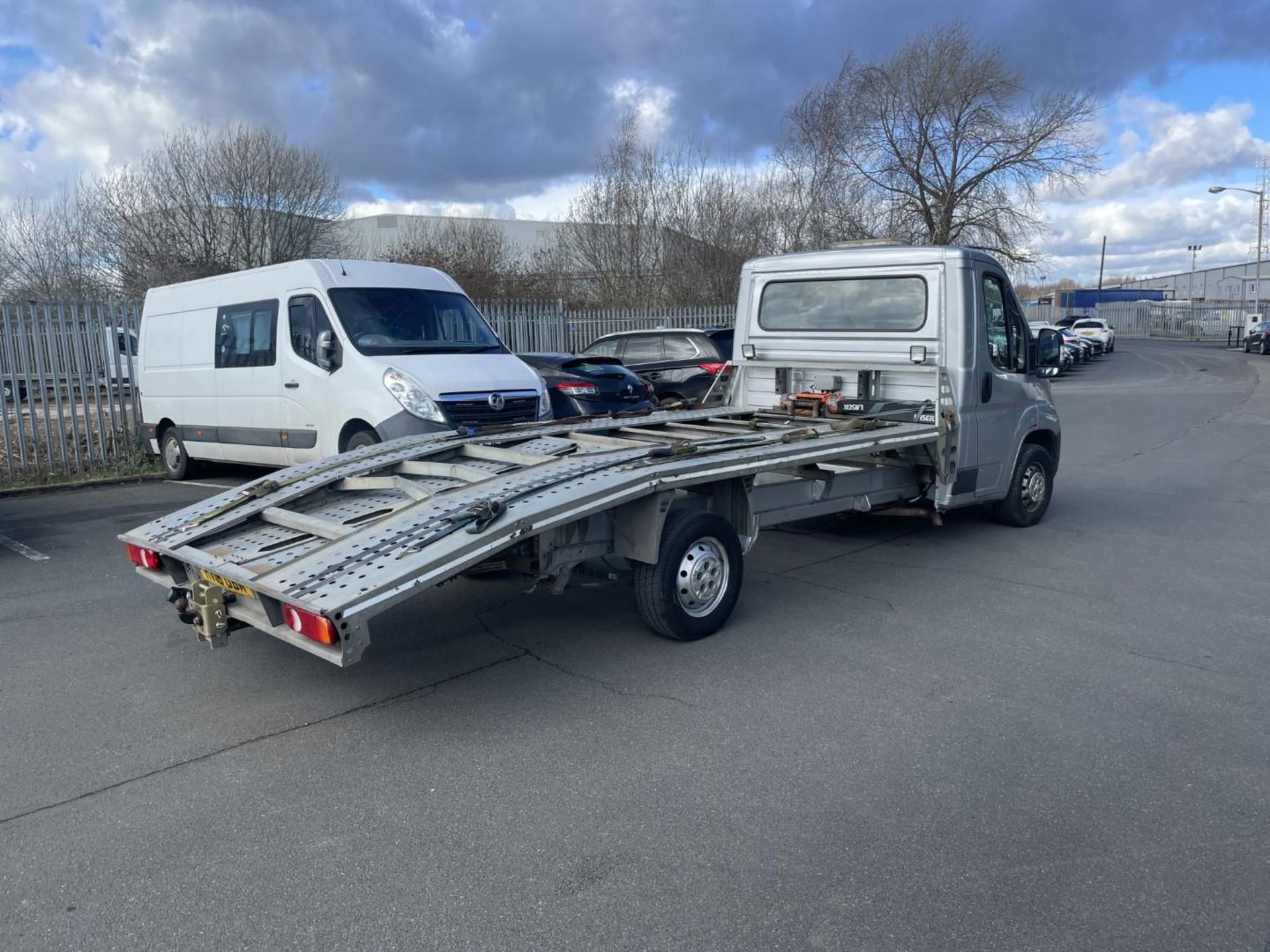 2016 Peugeot Boxer 2.2 3.5T Beavertail - Image 3 of 9