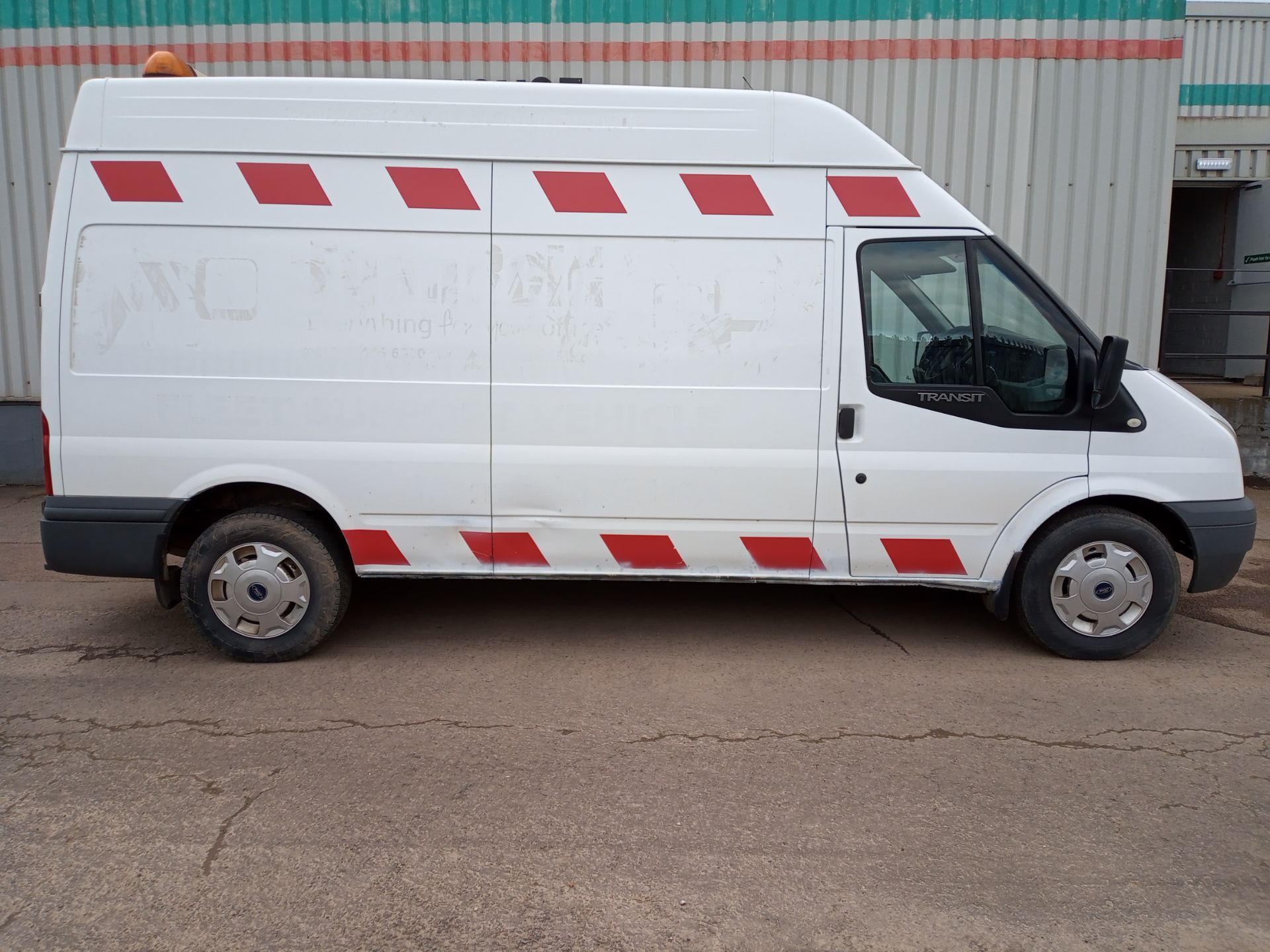 2011 Ford Transit 115 T350i RWD LWB Medium Roof - CL505 - Location: Corby, Northamptonshire140,182 - Image 5 of 16