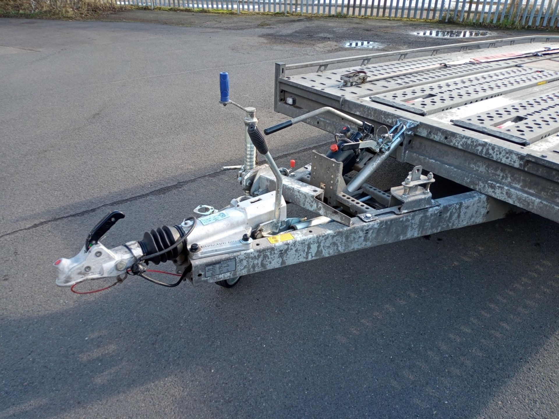 December 2021 Brian James 5m T6 Trailer With Crossover Ramps - Image 8 of 11