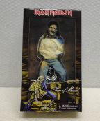 1 x Iron Maiden Eddie Piece of Mind NECA Action Figure - New/Boxed - HTYS166 - CL720 - Location: Alt