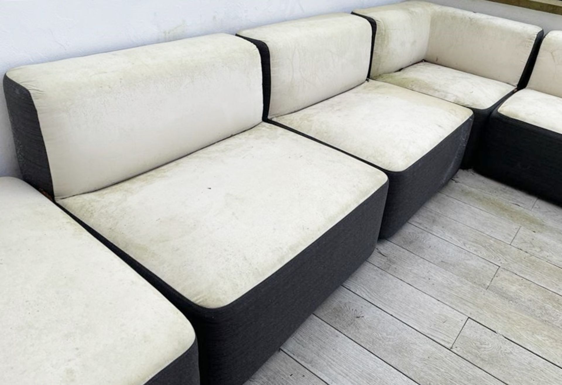 Large 7-Section VARASCHIN Modular Outdoor Corner Sofa Seating - Dimensions To Follow - From an - Image 3 of 12