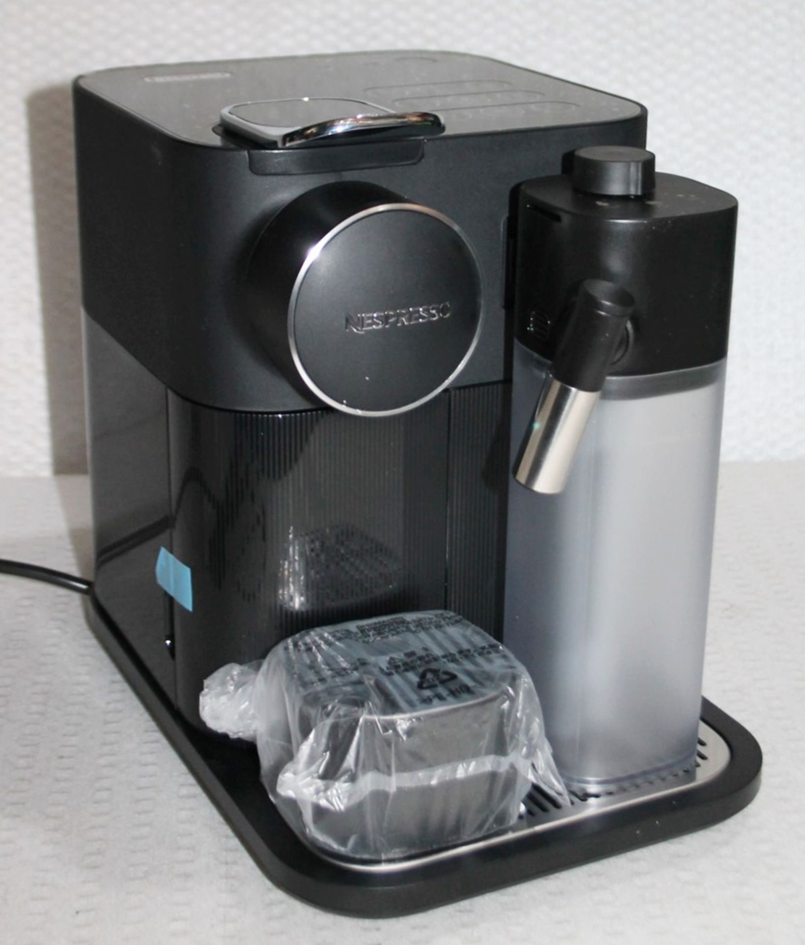 1 x De'Longhi NESPRESSO 'Gran Lattissima' Coffee Machine - Original Price £389.00 - Unused / Boxed - Image 7 of 12