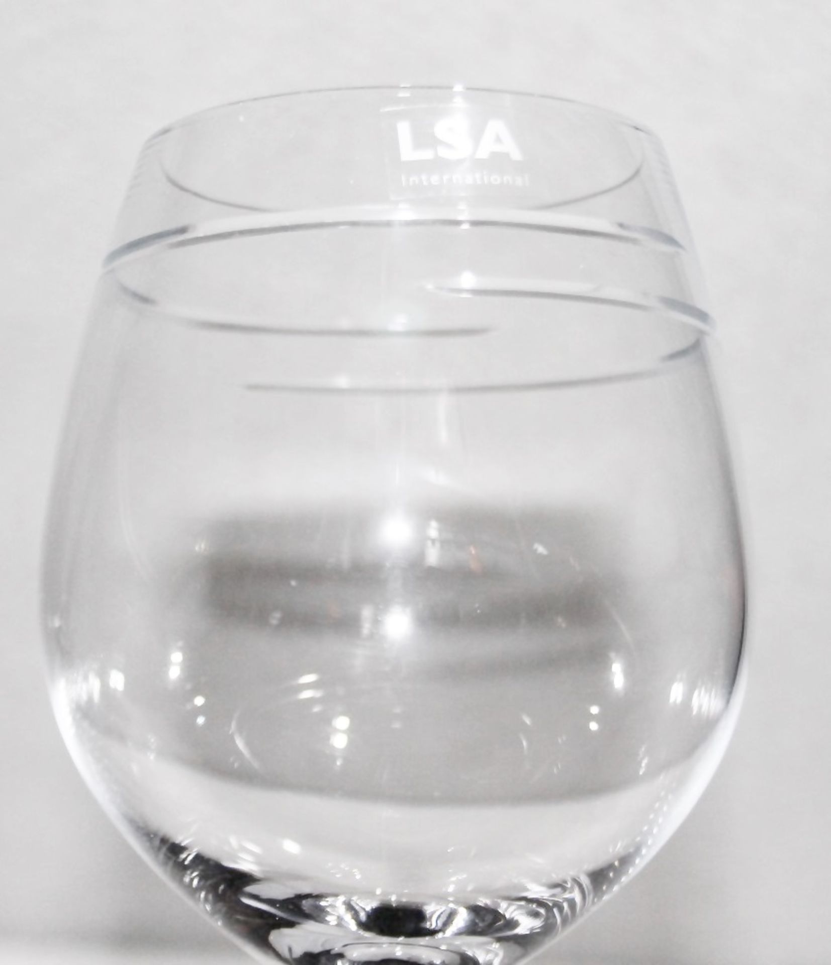 1 x LSA INTERNATIONAL 'Verso' Designer Mouthblown Red Wine Glass (750ml) - Unused Boxed Stock - Image 4 of 5