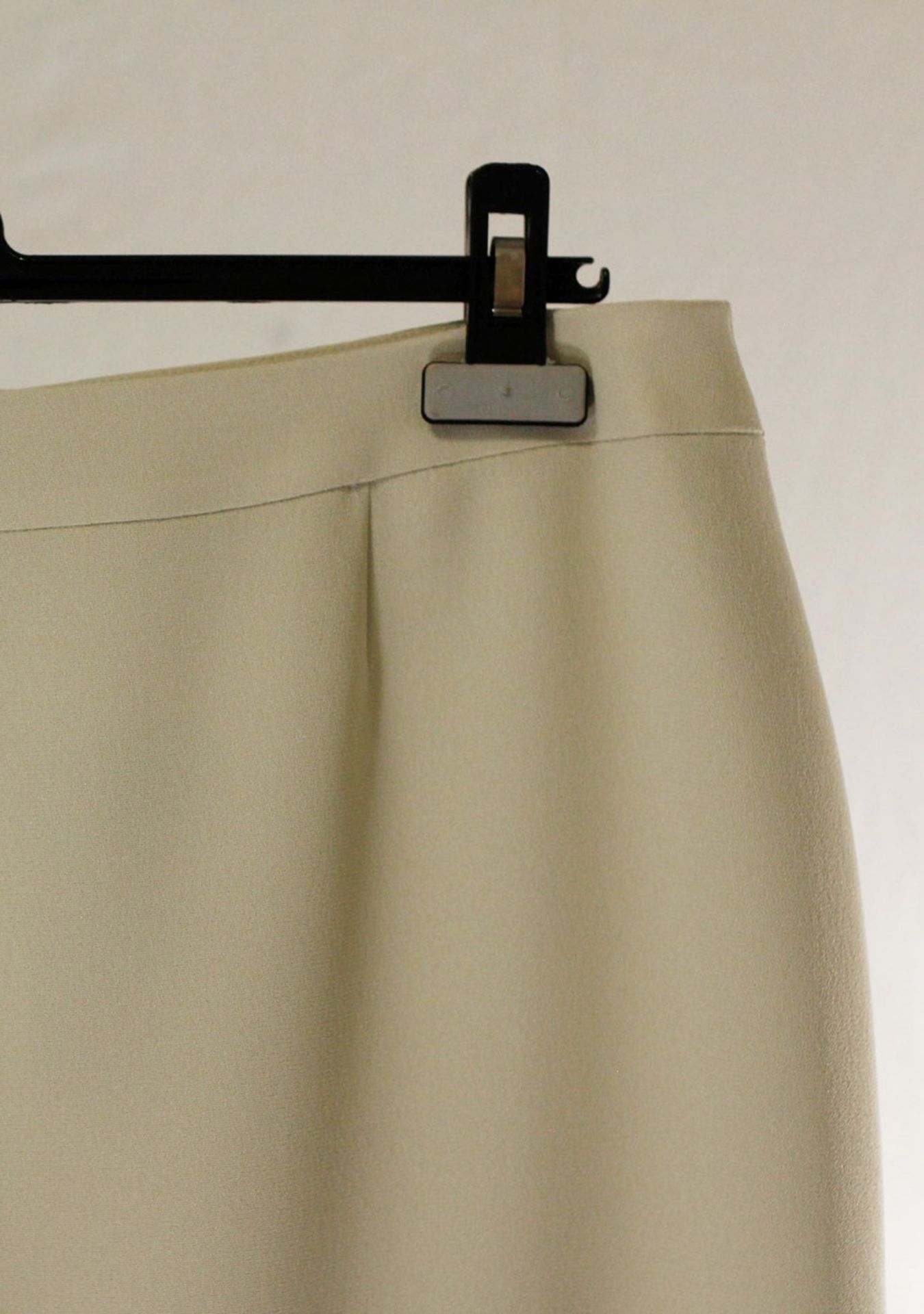 1 x Anne Belin Pistachio Skirt - Size: 16 - Material: 100% Polyester - From a High End Clothing - Image 8 of 11
