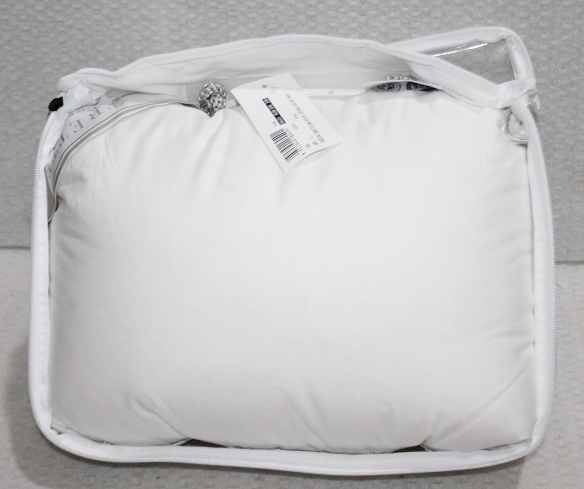 1 x FRETTE 'Cortina' Medium Down Boudoir Pillow (30cm x 40cm) - Original Price £170.00 - Image 2 of 10