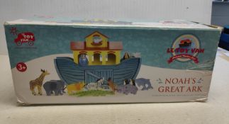 1 x Le Toy Van Wooden Noah's Great Ark - New/Boxed