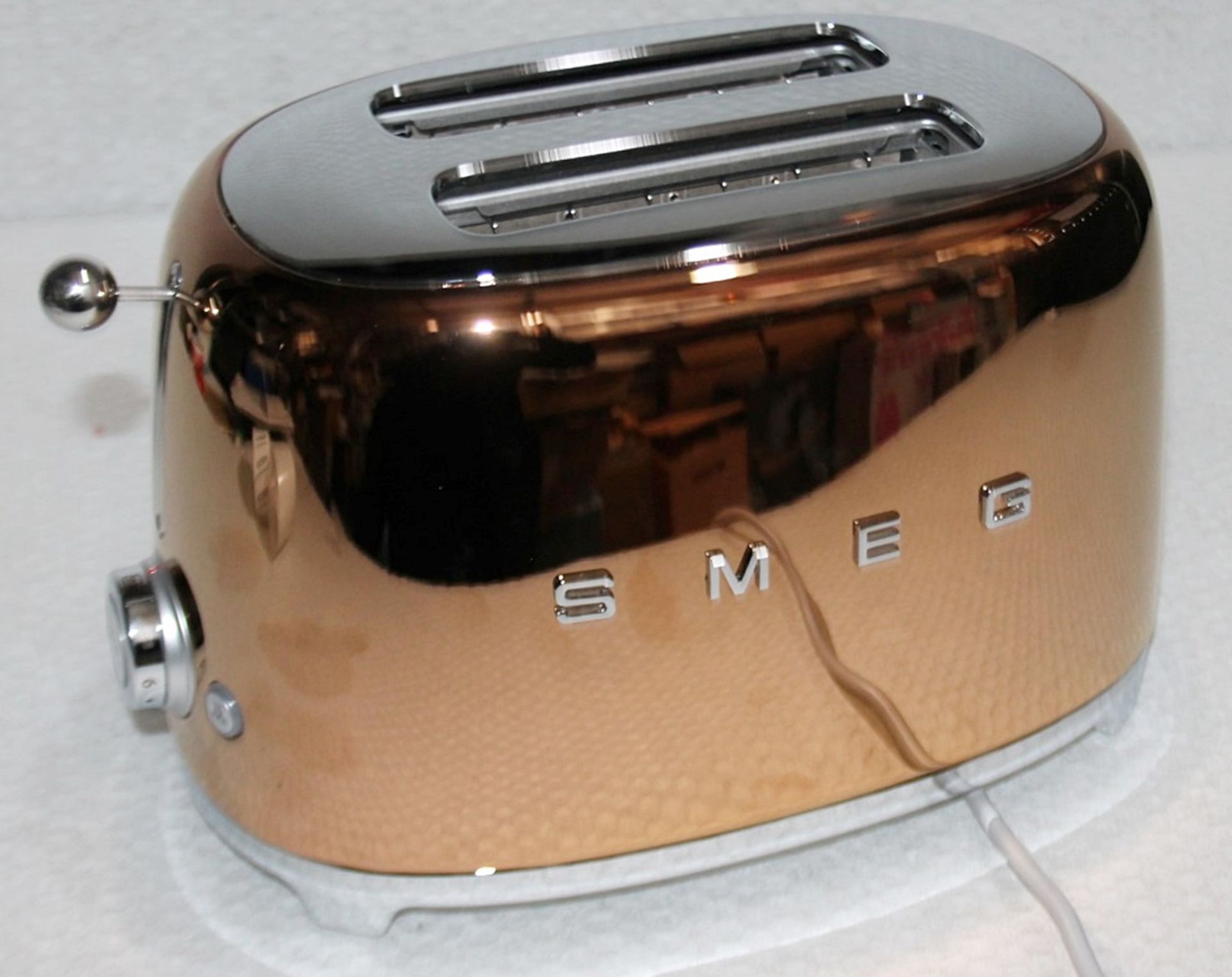 1 x SMEG Special Edition 2-Slot Toaster In Rose Gold - Original Price £189.00 - Boxed - Image 3 of 12