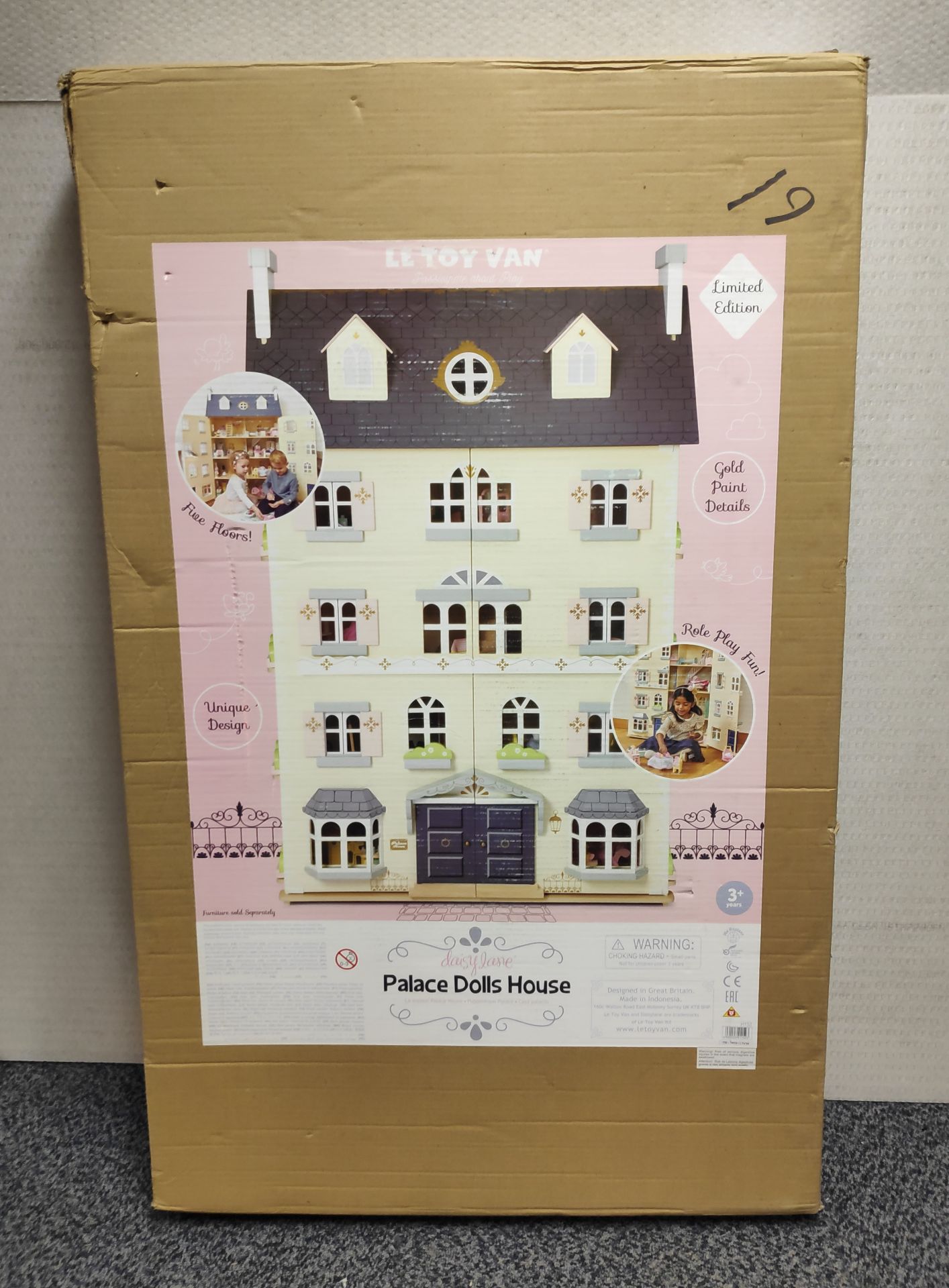 1 x Le Toy Van Wooden Palace Dolls House - New/Boxed - HTYS163 - CL987 - Location: Altrincham WA14 - - Image 4 of 10