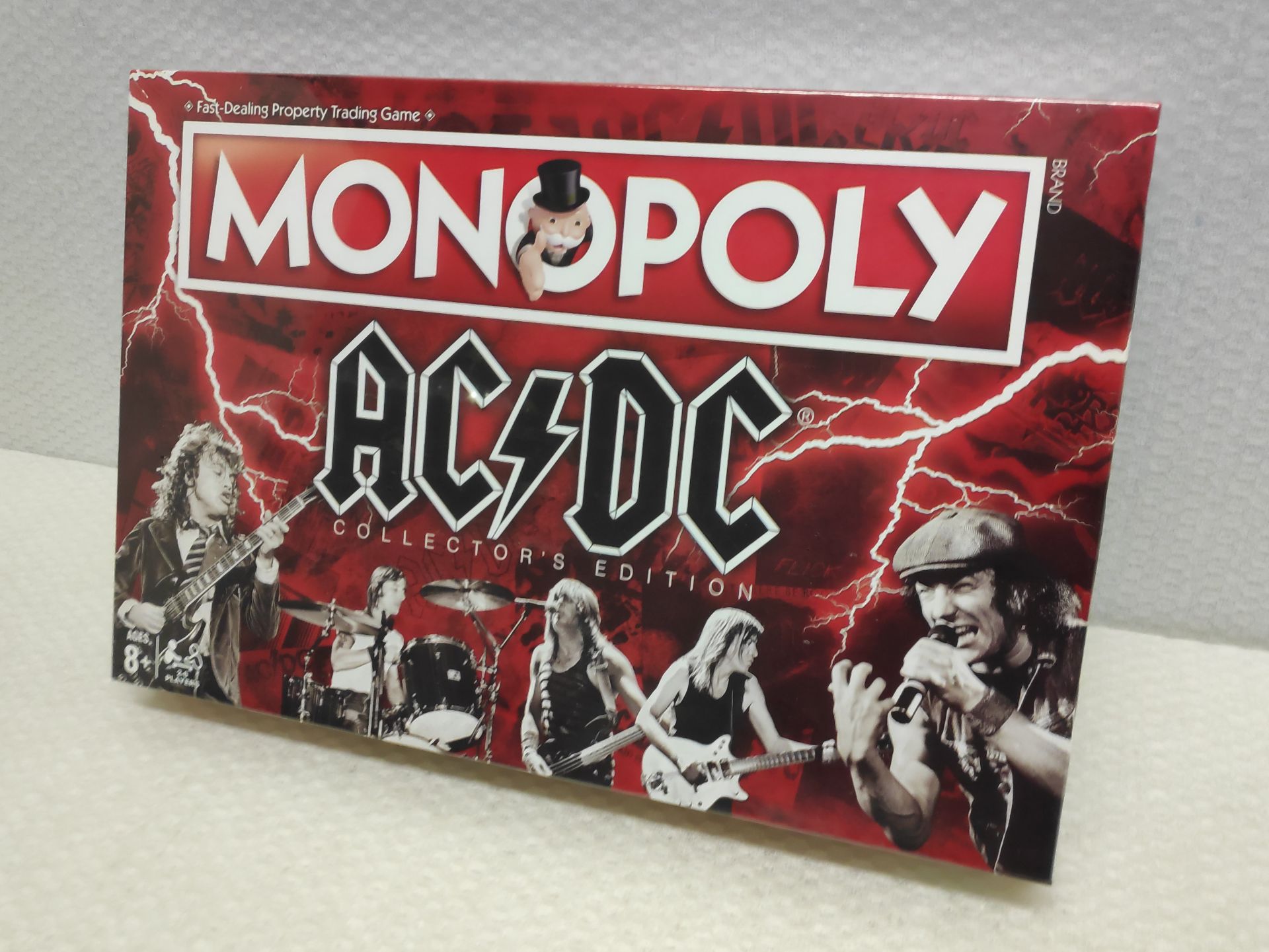 1 x AC/DC Collector's Edition Monopoly - New/Sealed - HTYS169 - CL720 - Location: Altrincham WA14<BR - Image 3 of 8