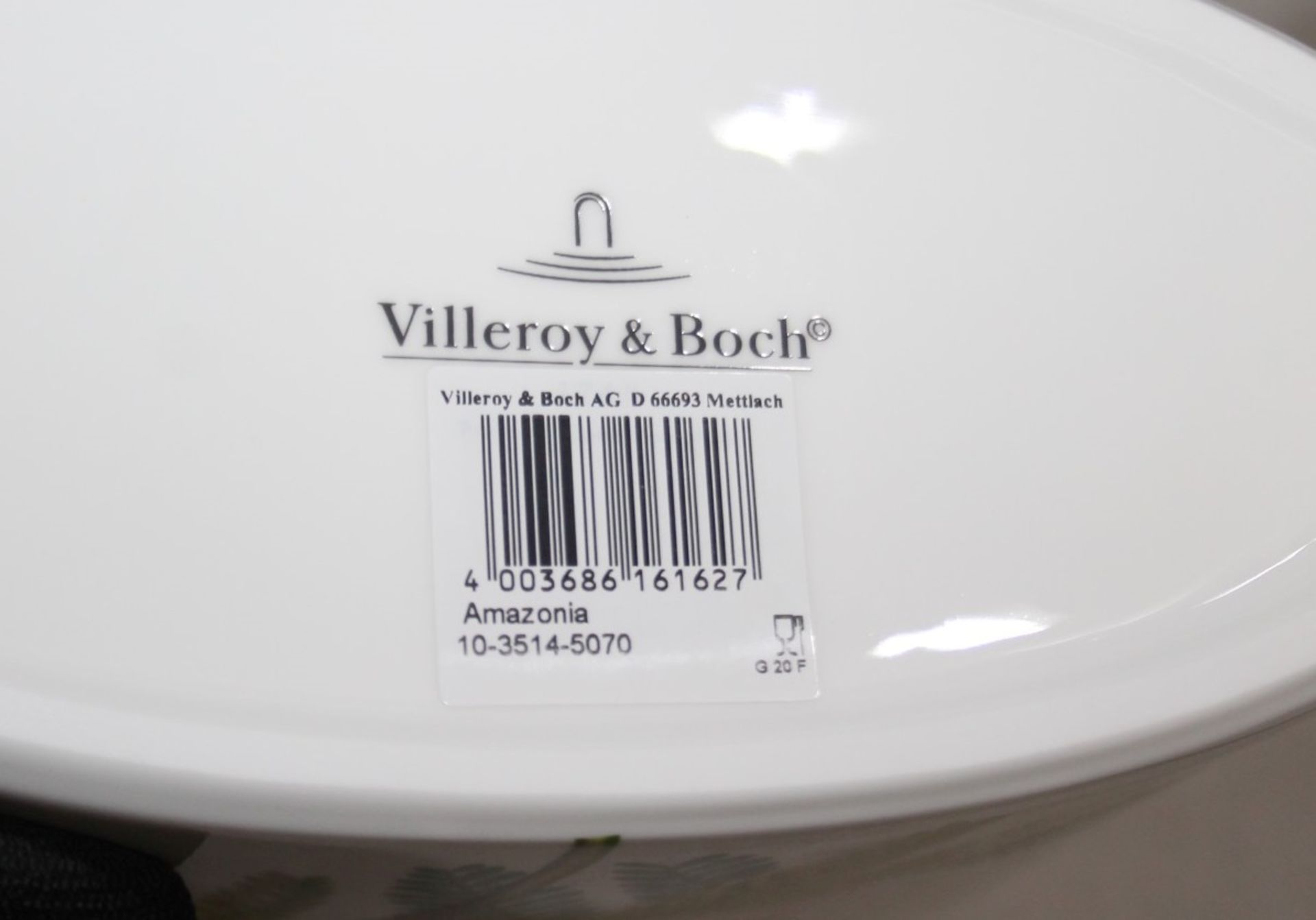1 x VILLEROY & BOCH 'Amazonia' Tall Premium Bone Porcelain Vase - Original Price £176.00 - Image 5 of 8