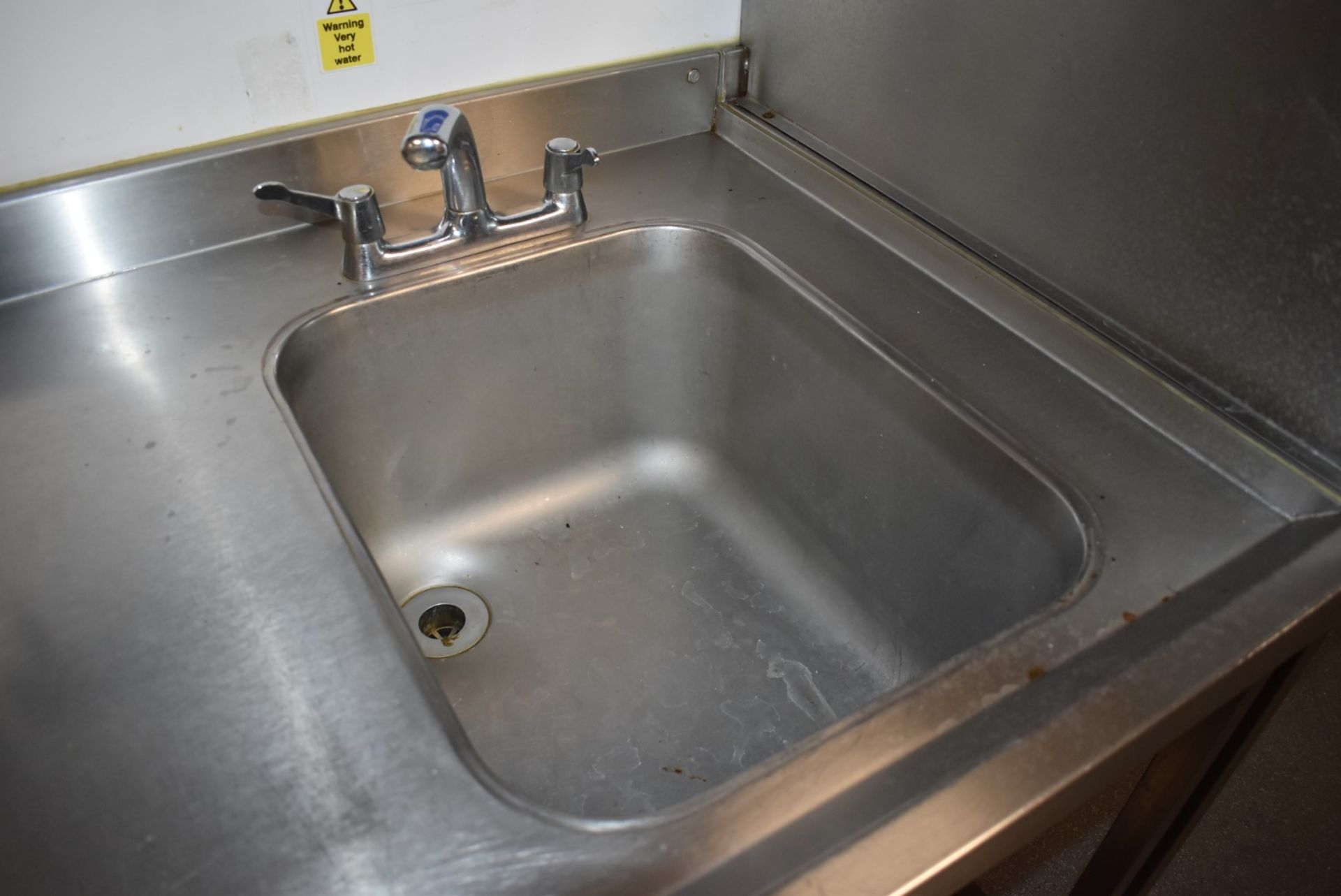1 x Commercial Wash Unit With Large Sink Bowl, Mixer Tap, Undershelf, Upstand and Anti Spill Surface - Image 3 of 6