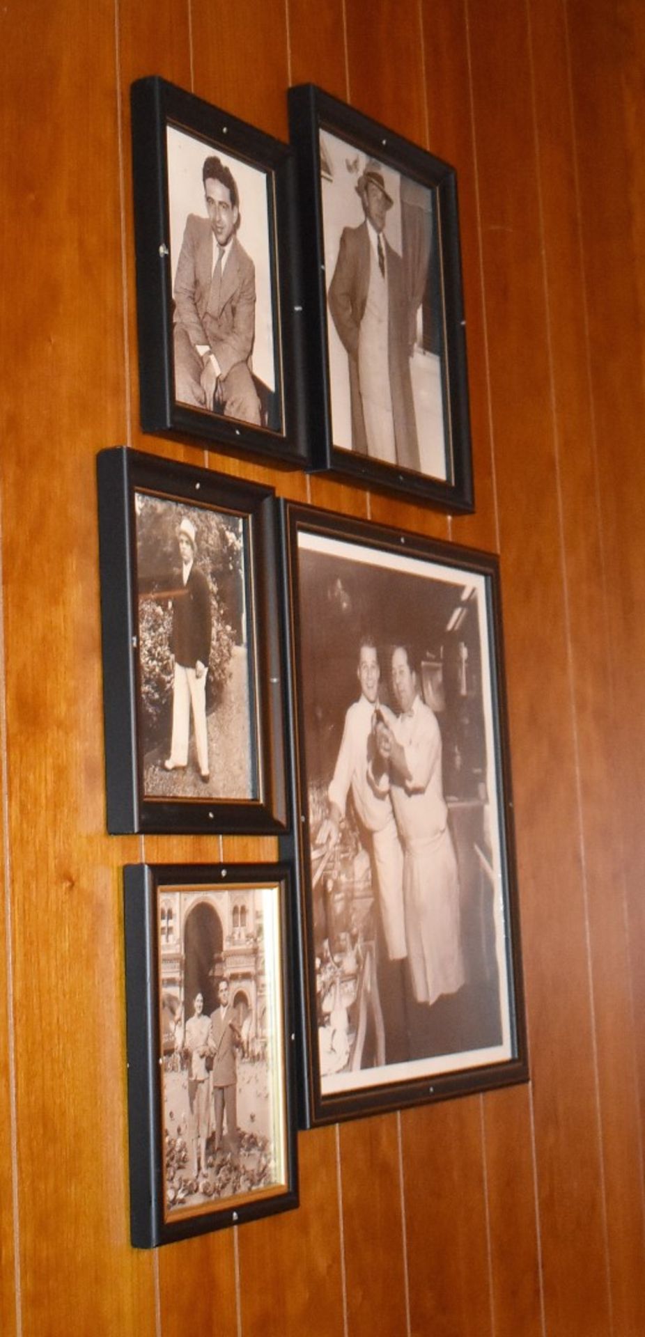 Approx 160 x Assorted Framed Pictures Featuring Nostalgic Images From an Italian-American Restaurant - Image 16 of 31