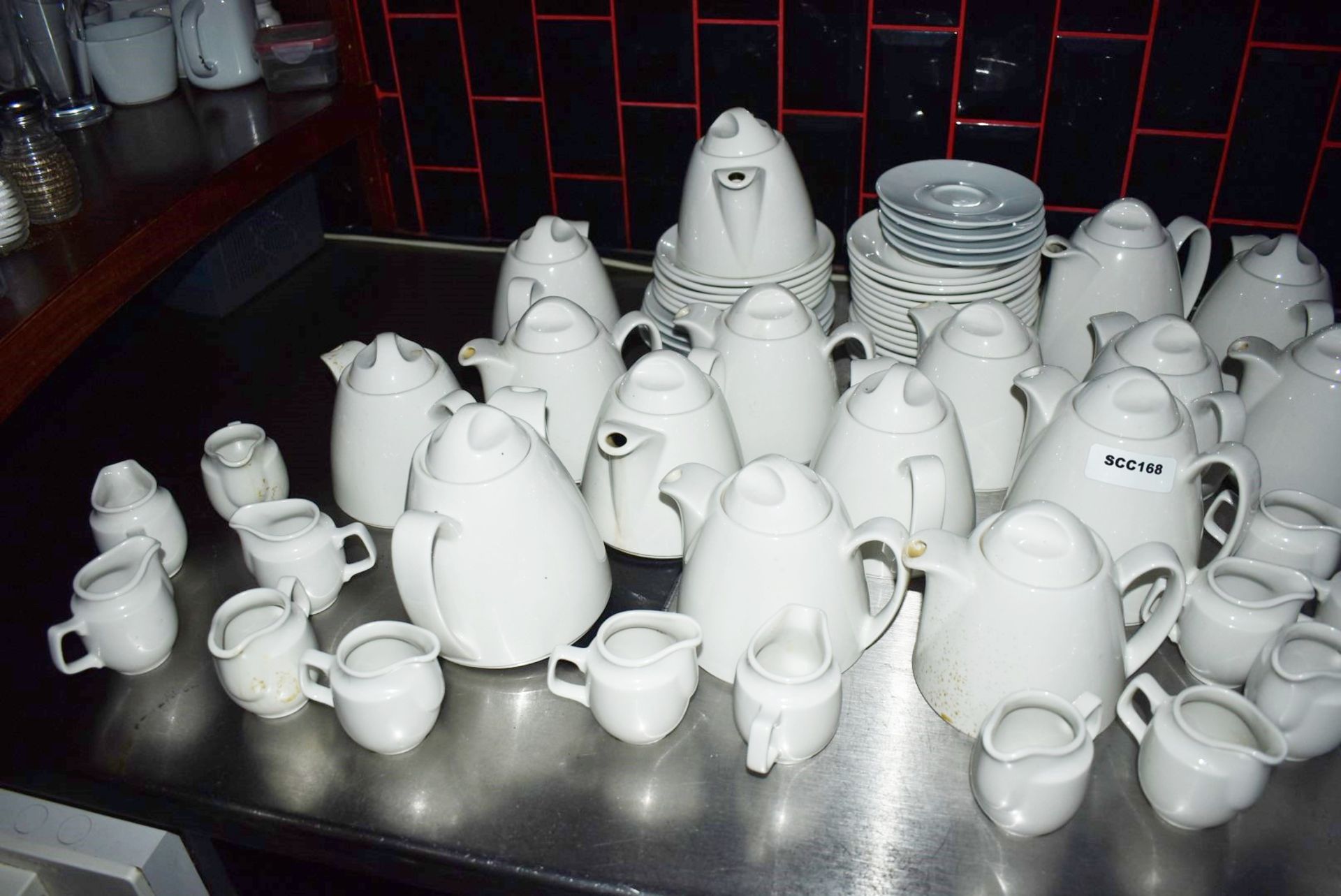 Assorted Collection Ceramic Coffee/Teaware to Include 80 Items - Teapots, Milk Jugs, Saucers & More - Image 3 of 10