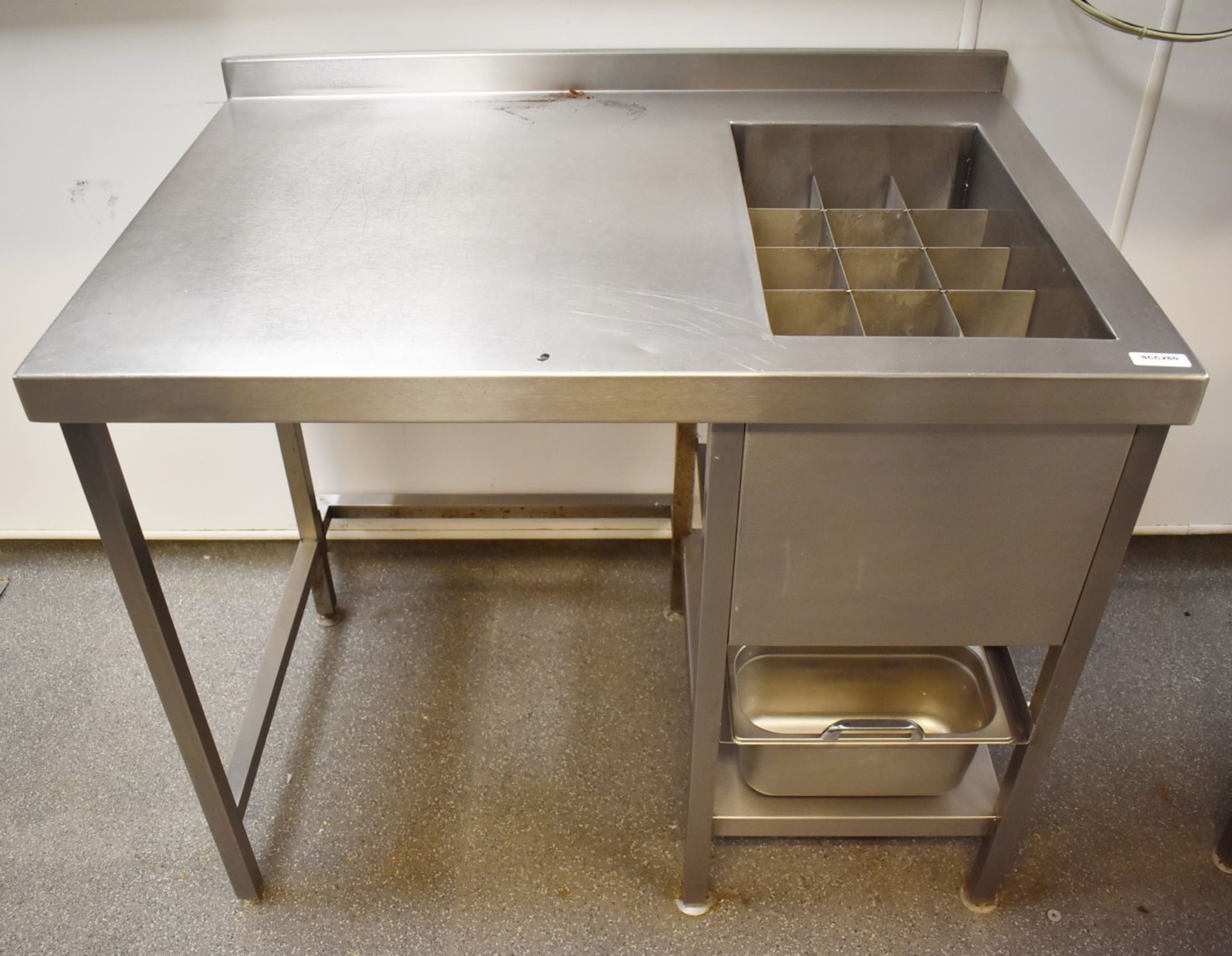 1 x Stainless Steel Prep Table With Integrated Ice Well and Sauce Bottle Dividers - Image 3 of 7