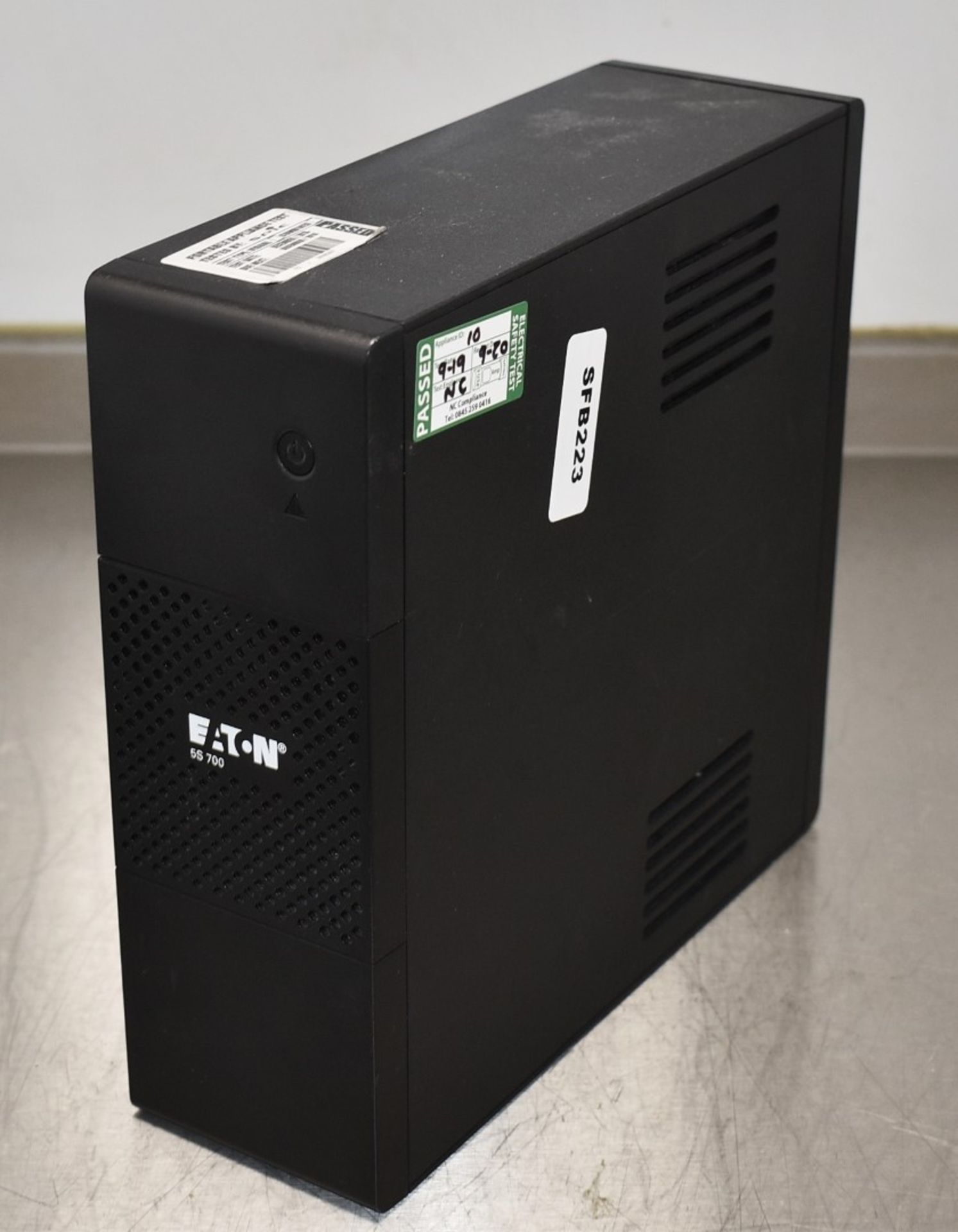 1 x EATON 5S 700 UPS Unit - From a Popular Italian-American Diner - CL804 - Ref: SFB223 - - Image 2 of 3