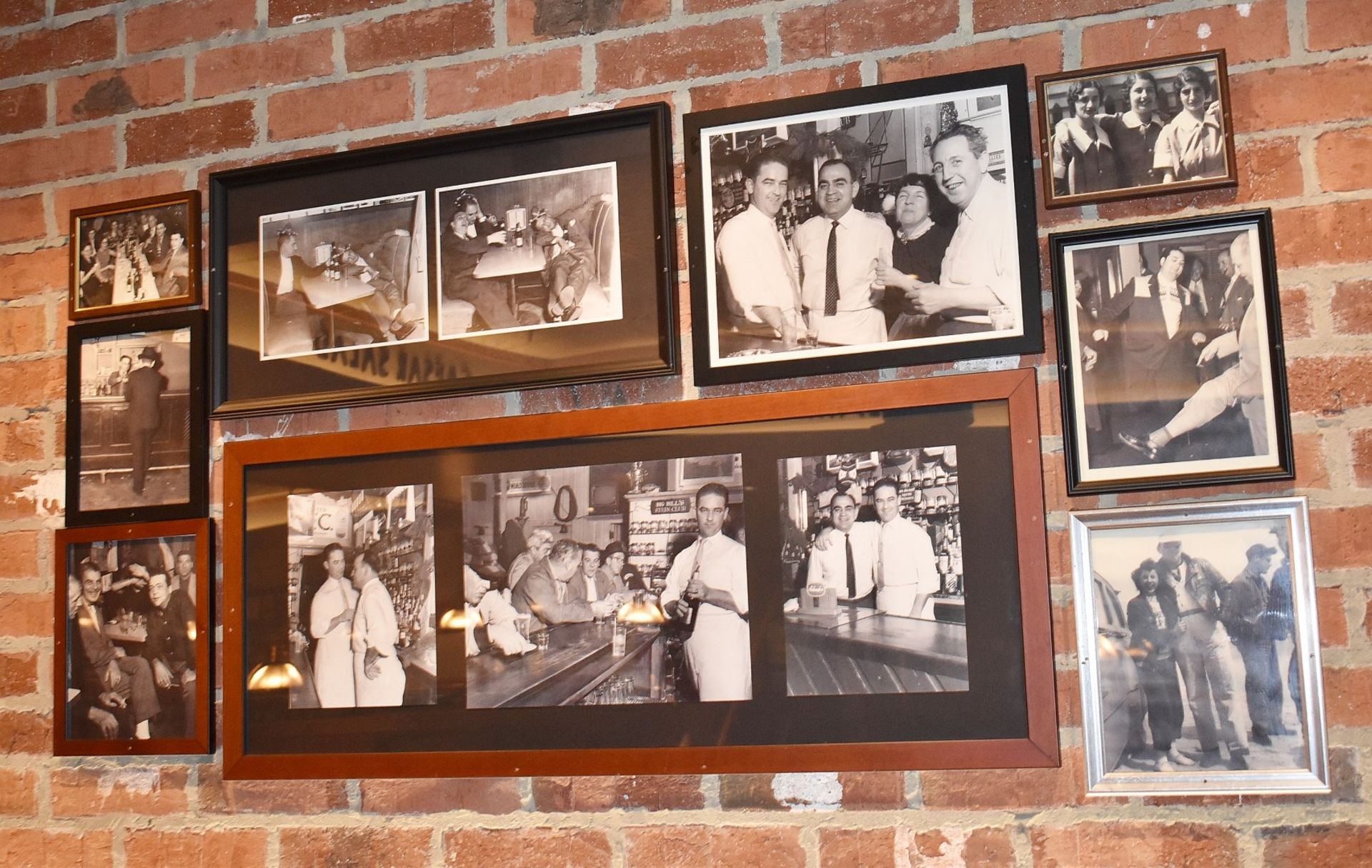 Approx 160 x Assorted Framed Pictures Featuring Nostalgic Images From an Italian-American Restaurant - Image 18 of 31