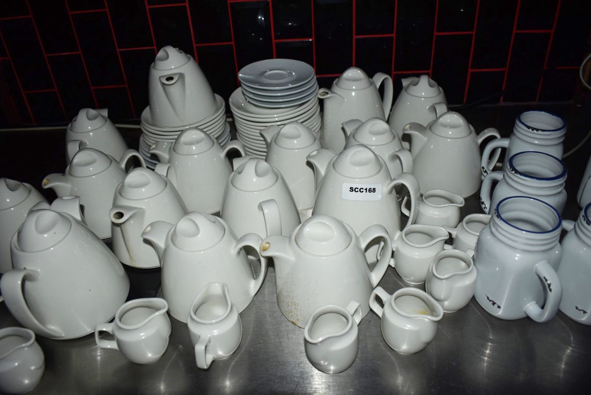 Assorted Collection Ceramic Coffee/Teaware to Include 80 Items - Teapots, Milk Jugs, Saucers & More - Image 4 of 10