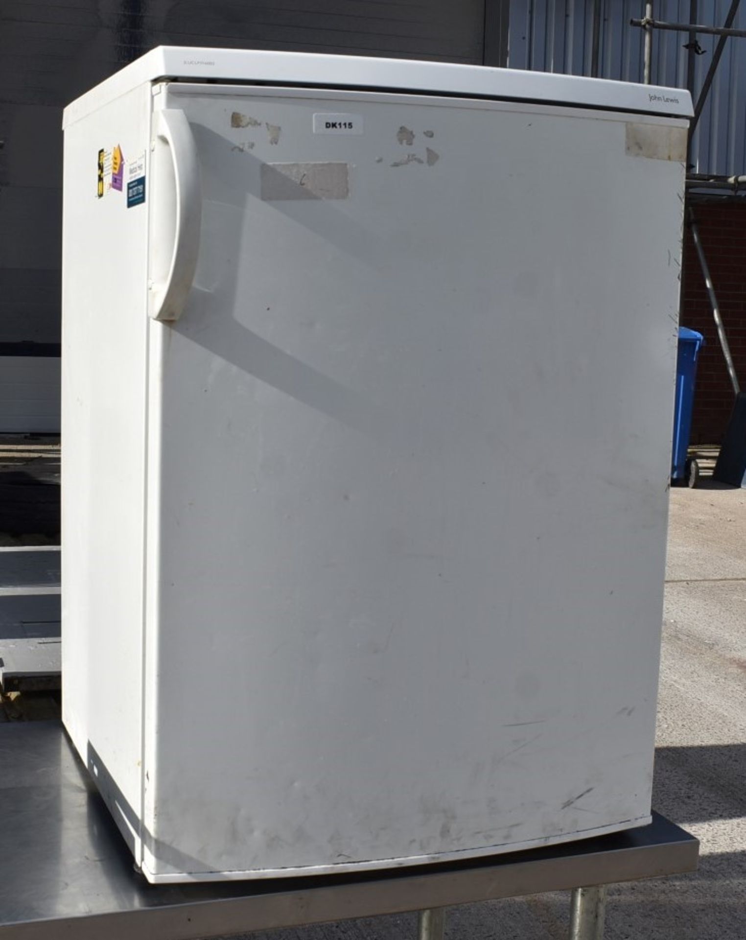 1 x John Lewis Undercounter Fridge - Recently Removed From a Dark Kitchen Environment - Ref: DK - Image 3 of 4