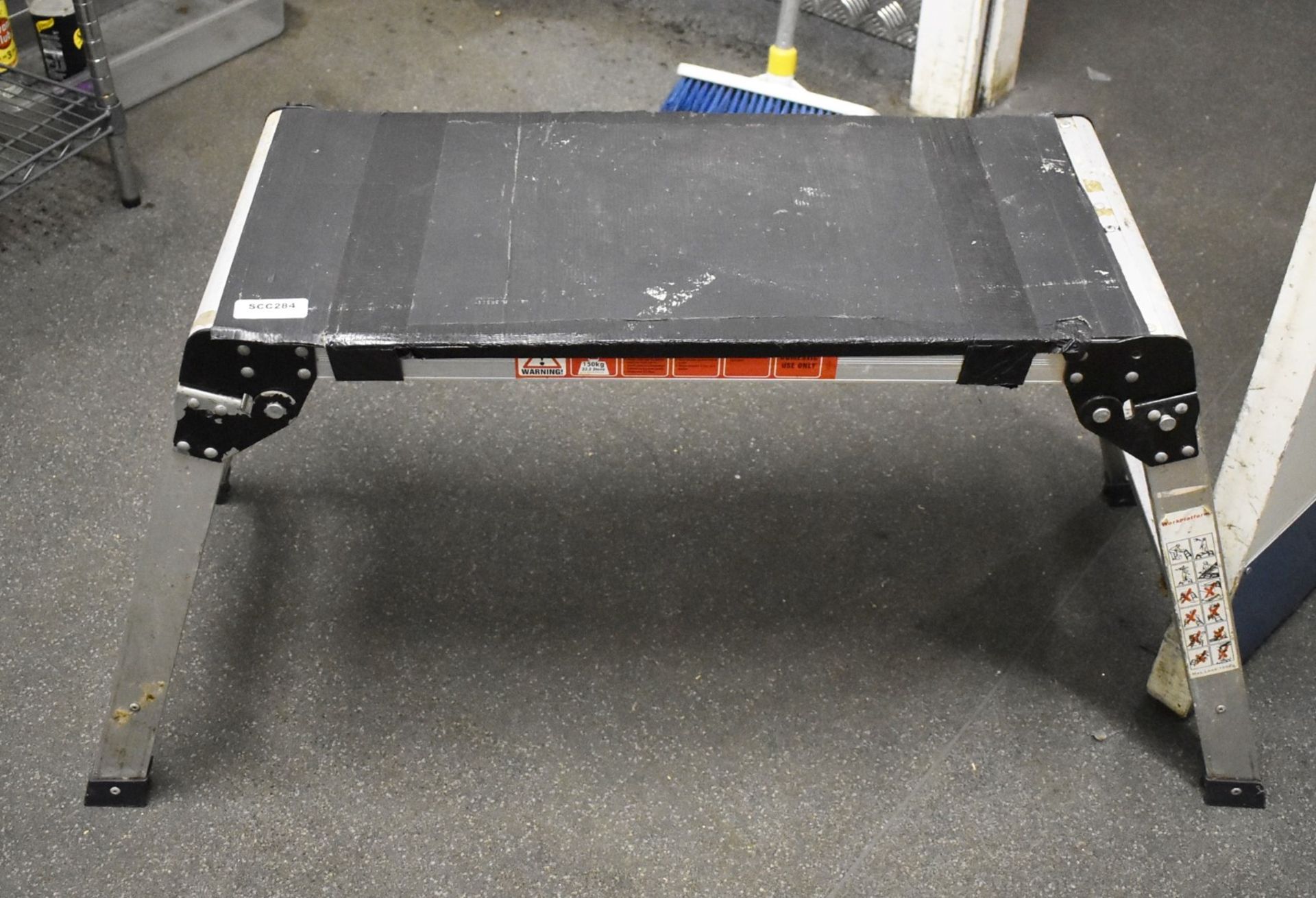 1 x Folding Work Platform With a 150kg Capacity