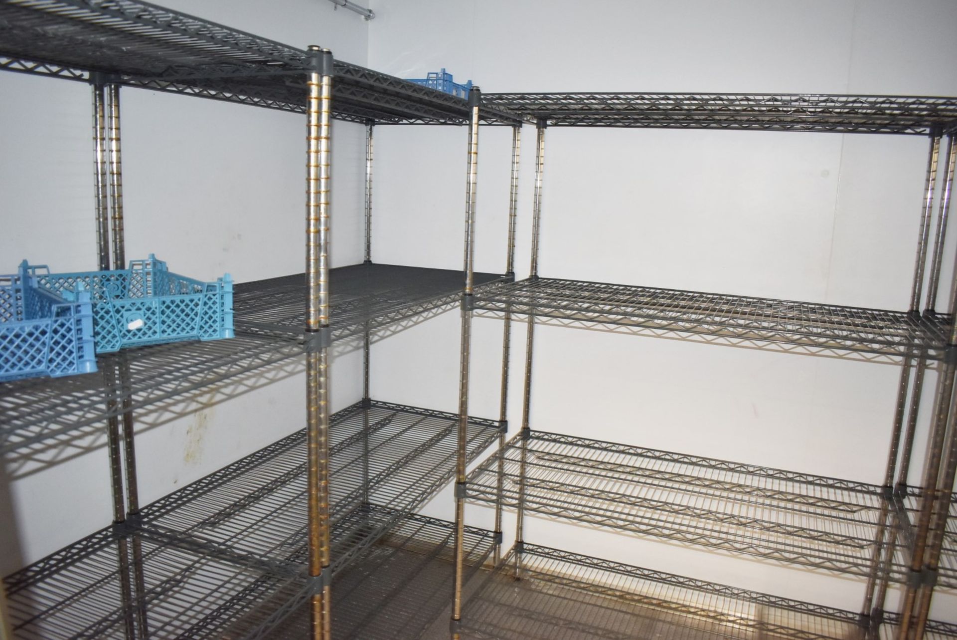 5 x Assorted Cold Room Wire Storage Shelf Units With Coated Shelves - H168 x W90-124 x D60 cms - Image 9 of 9