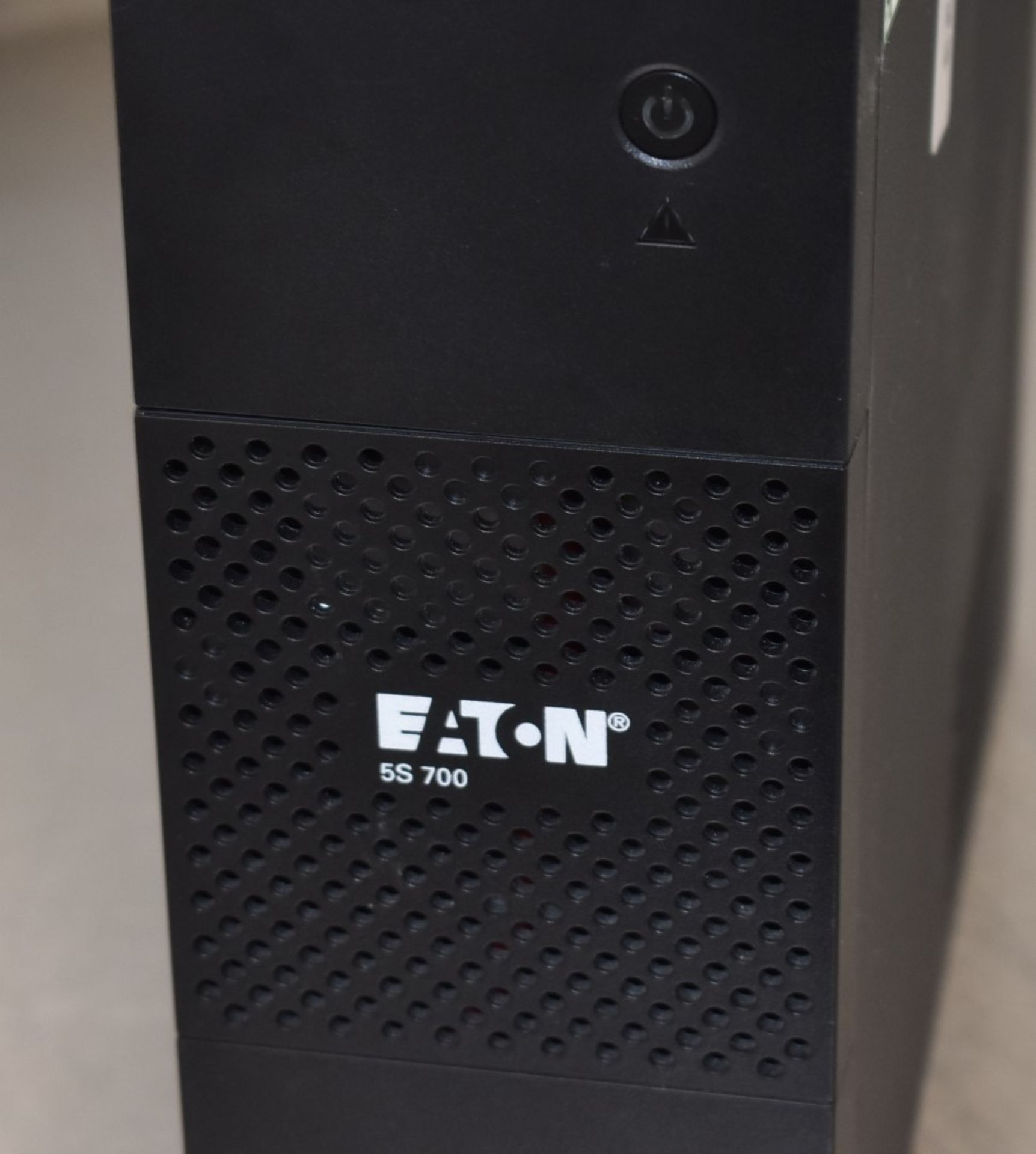1 x EATON 5S 700 UPS Unit - From a Popular Italian-American Diner - CL804 - Ref: SFB223 - - Image 3 of 3