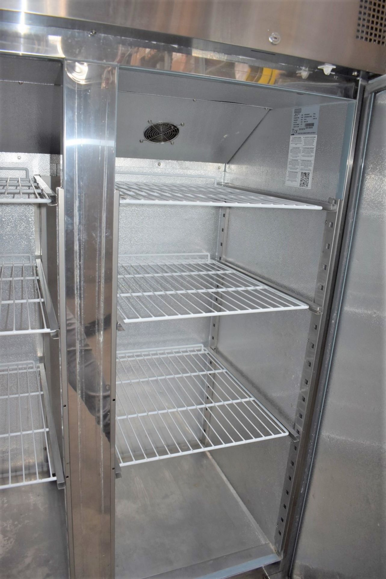 1 x Polar G Series Upright Double Door Refrigerator - Model G594 - Complete With Internal - Image 6 of 18