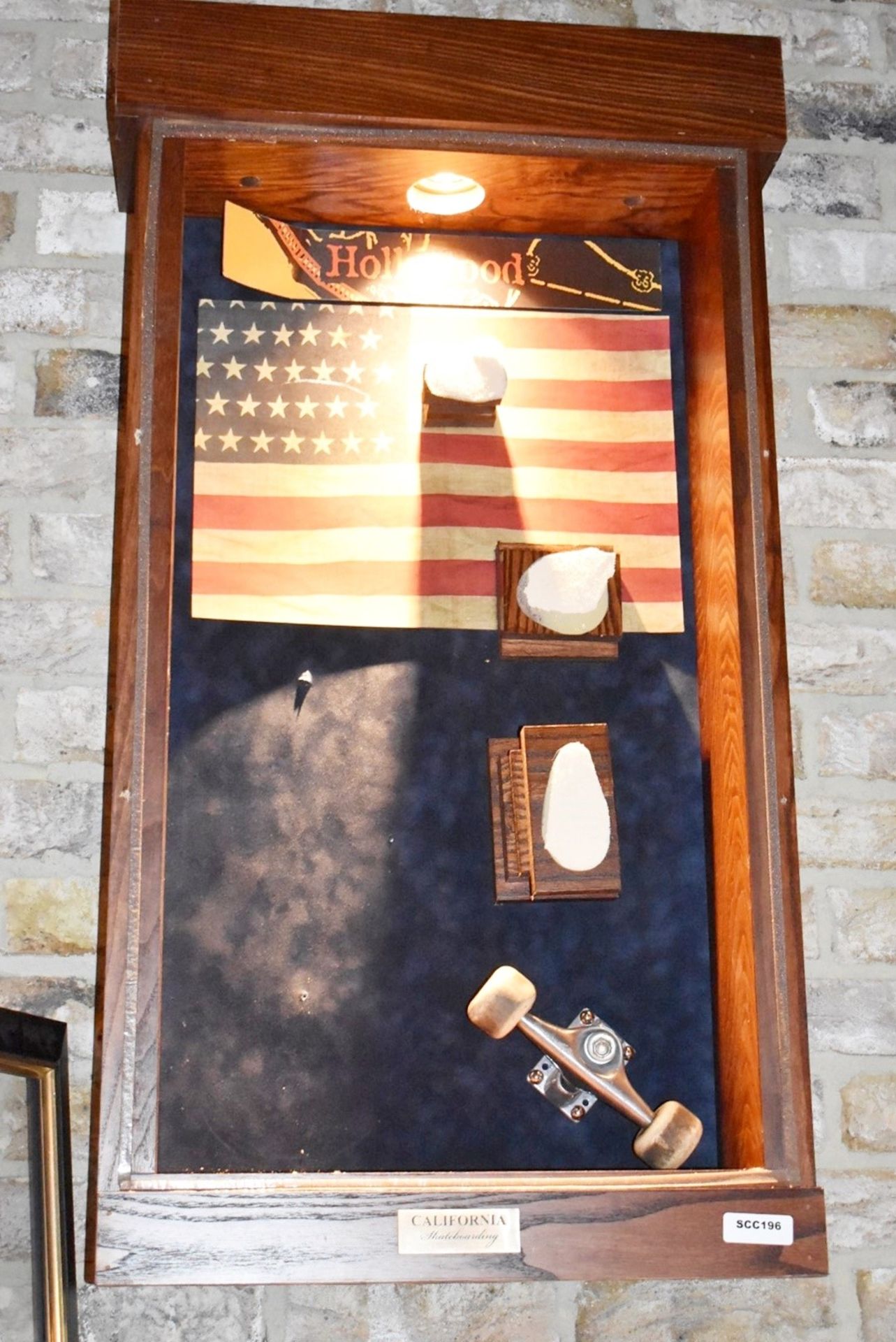 1 x Americana Wall Mounted Illuminated Display Case - SKATEBOADING - American Themed Showcase