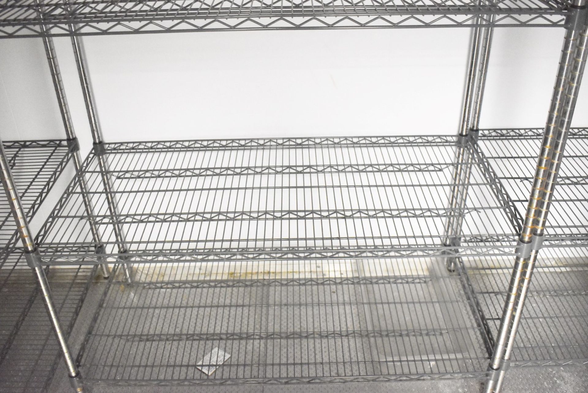 5 x Assorted Cold Room Wire Storage Shelf Units With Coated Shelves - H168 x W90-124 x D60 cms - Image 6 of 9