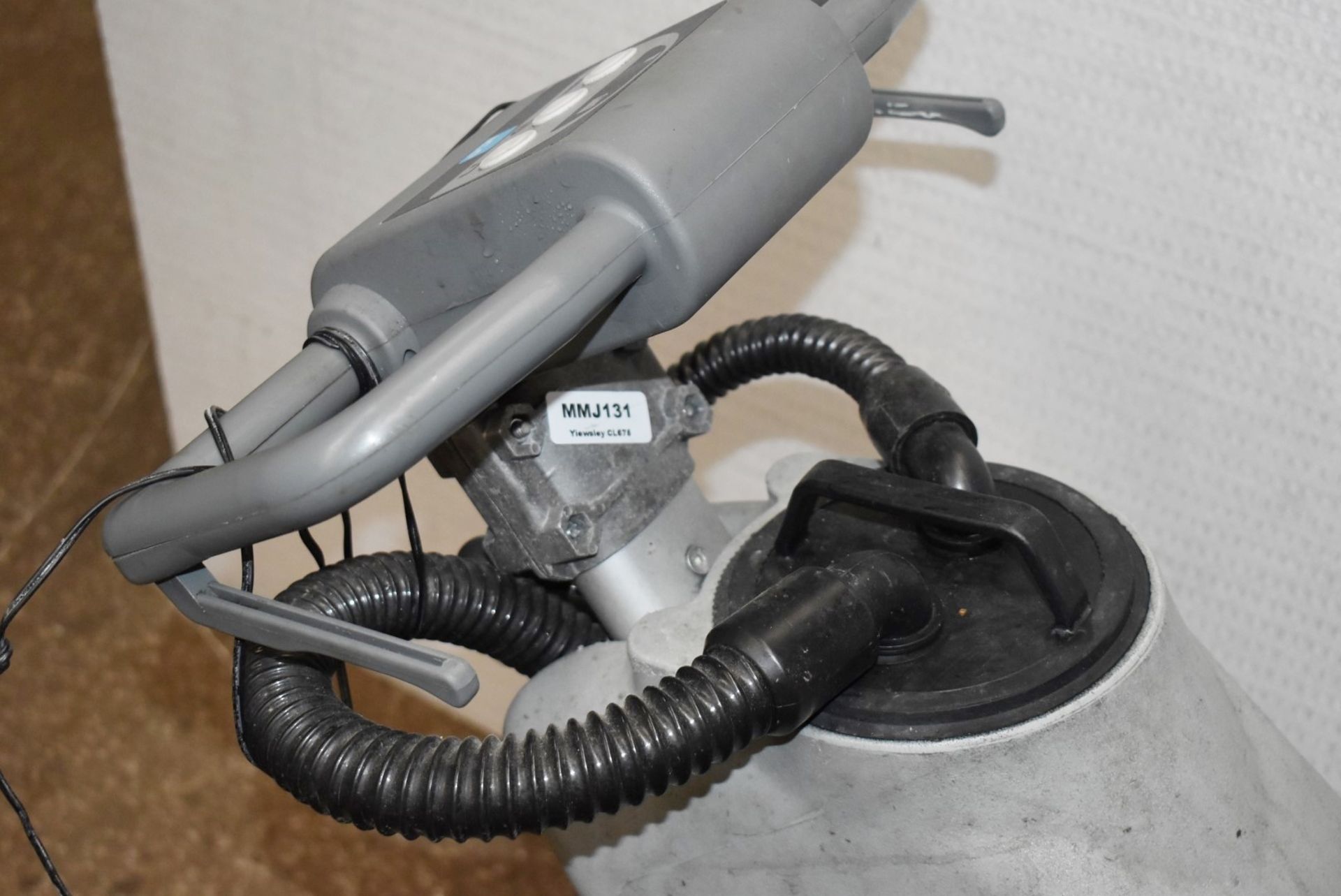 1 x Ice Scrub 35D Compact Floor Scrubber - Recently Removed From a Supermarket Environment Due to - Image 8 of 15