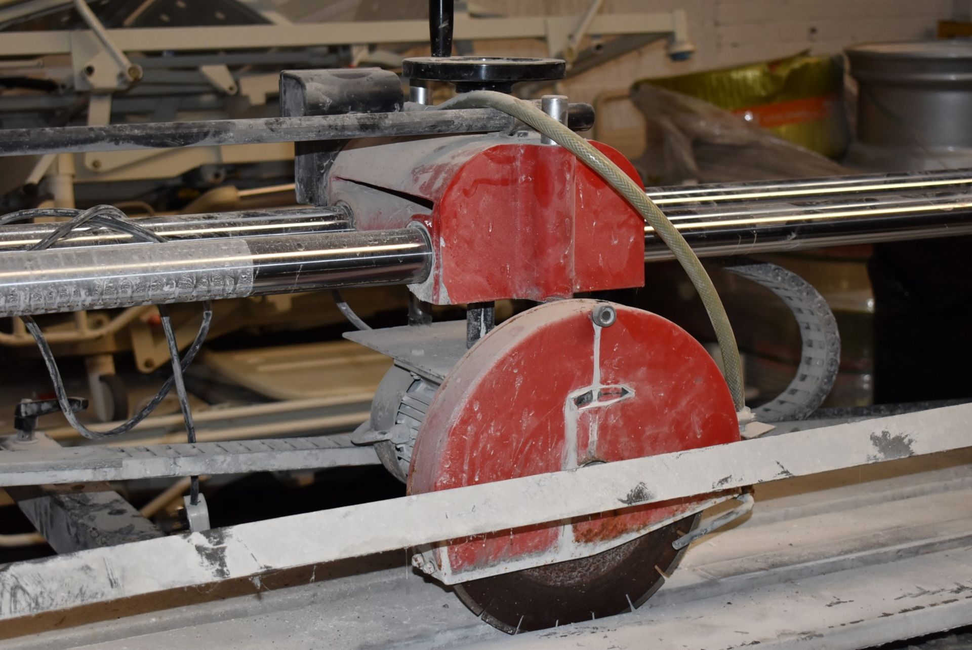 1 x Stone Cutter With 12 Inch Blade and Converyer - Includes Spares Parts Such as Spare Motor - Image 3 of 17