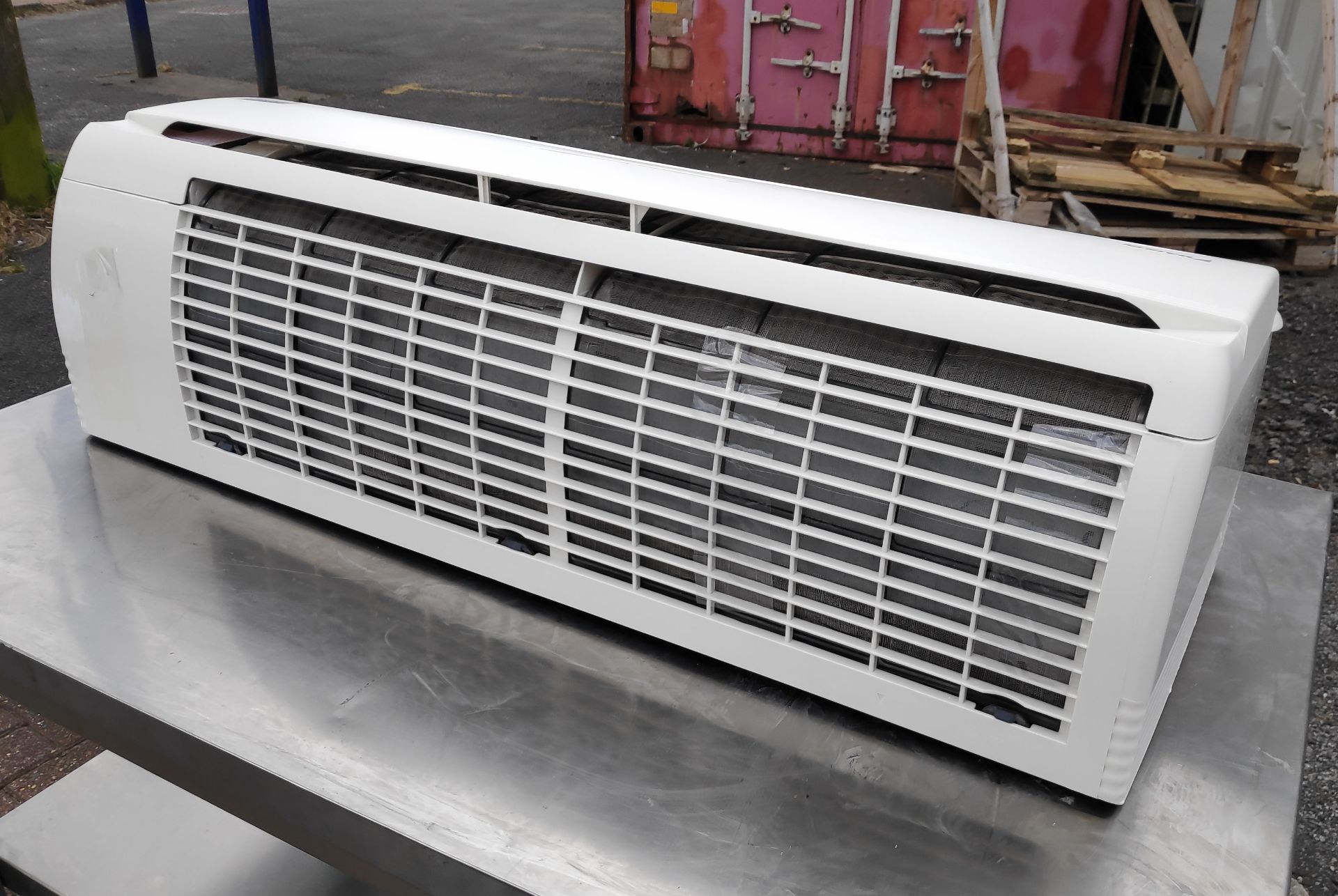 1 x Daikin Wall Mounted Air Conditioner Indoor Unit - Model FXAQ32PAV1 - JMCS117 - CL723 - - Image 5 of 8