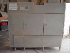 1 x Winterhalter MTR2-SMM Tunnel Counter Commercial Dishwasher 3 Phase Power - Year 2015 -