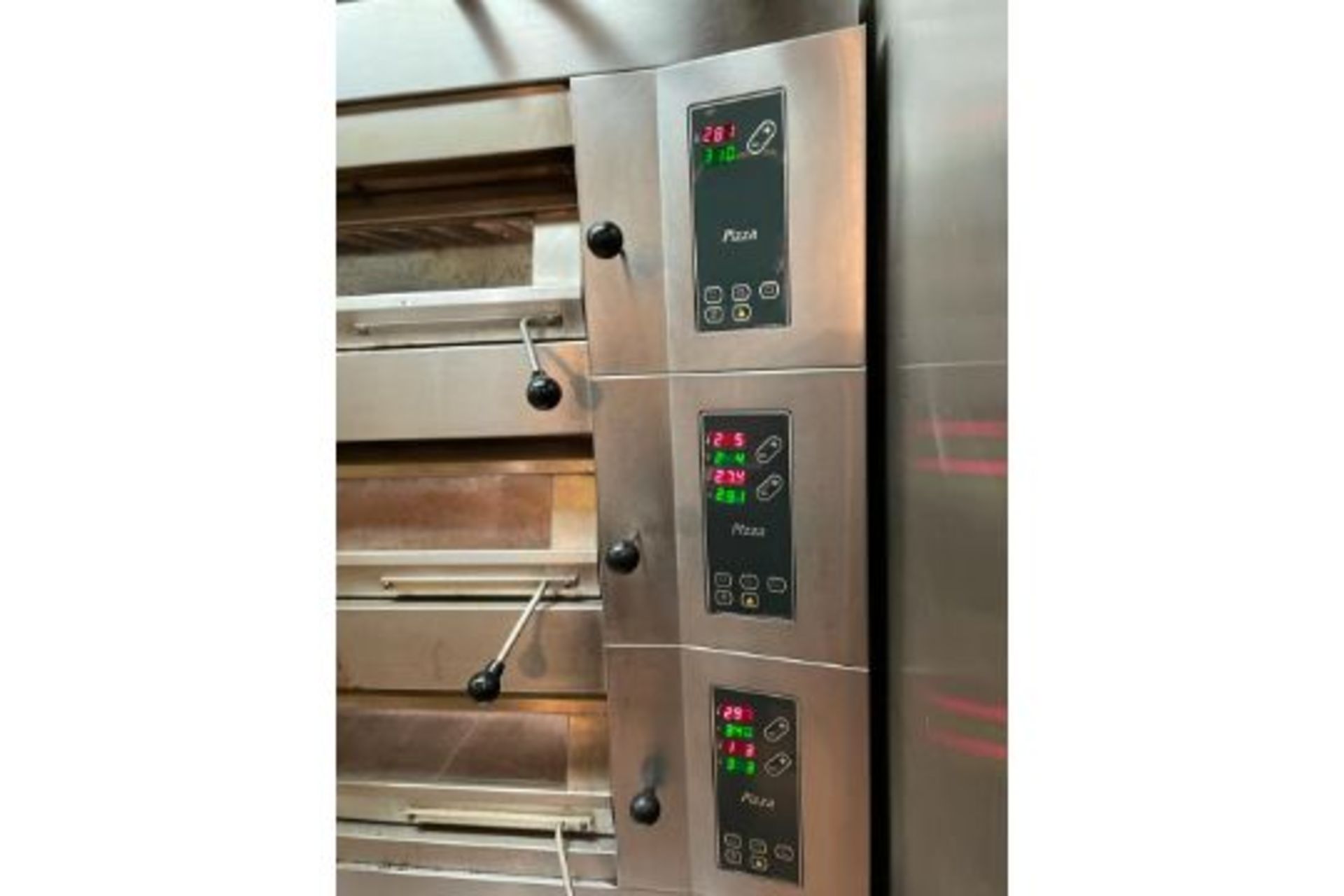 1 x Electric Triple Deck Commercial Pizza Oven - Ref: FPAD210 - CL686 - Electric 3 Phase - Location: - Image 8 of 12